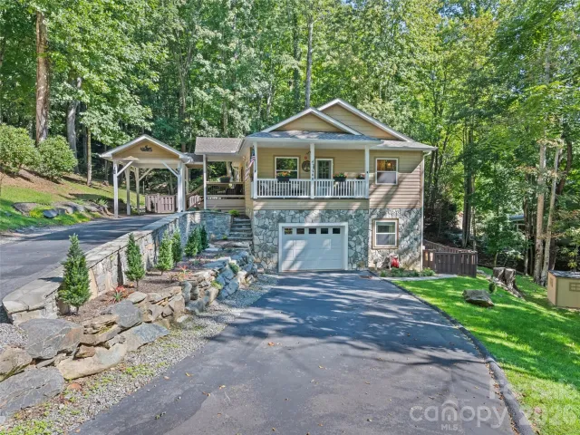 100 Loafer Lane, Waynesville, NC, 28785