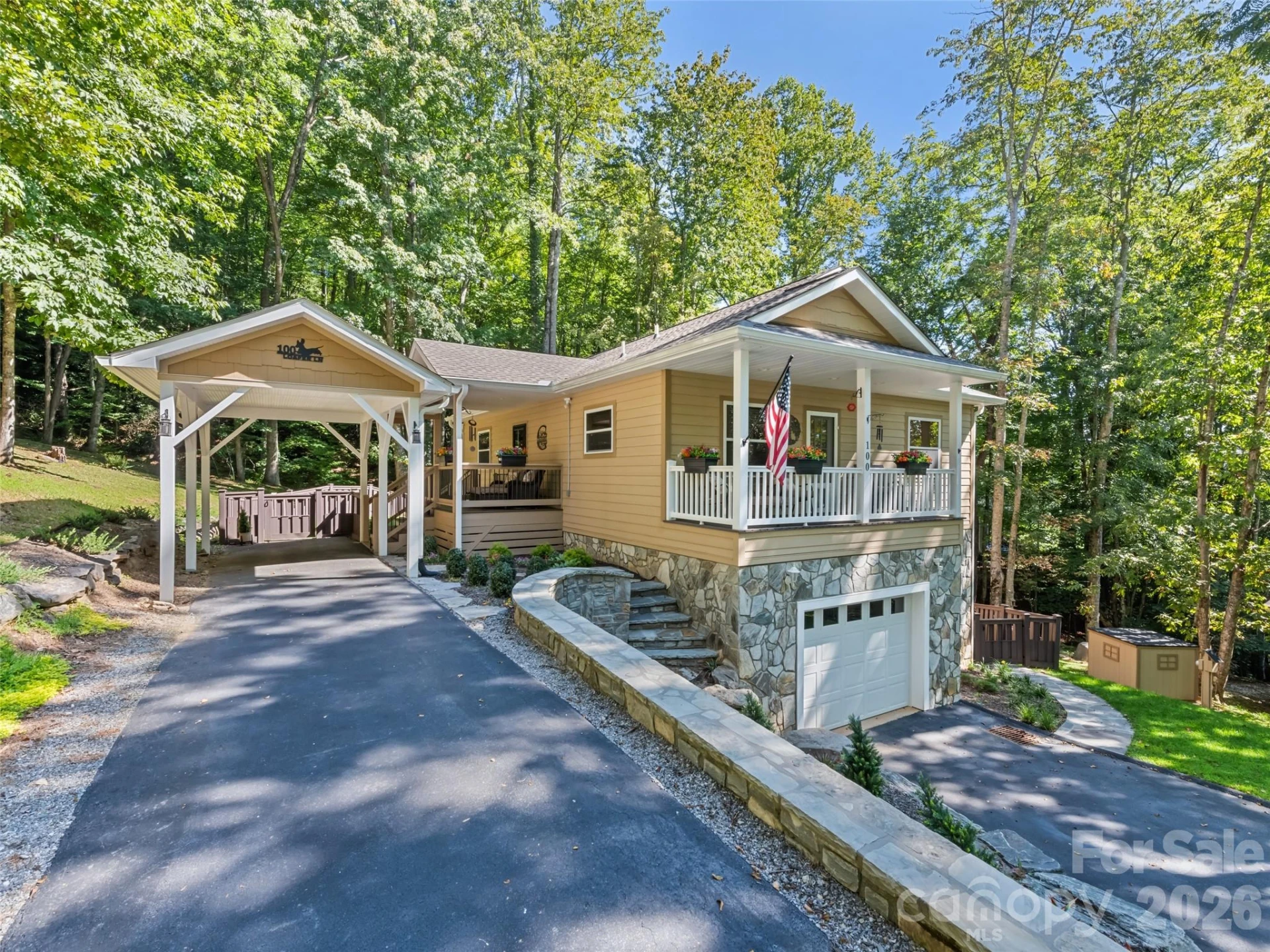 100 Loafer Lane - Photo 2