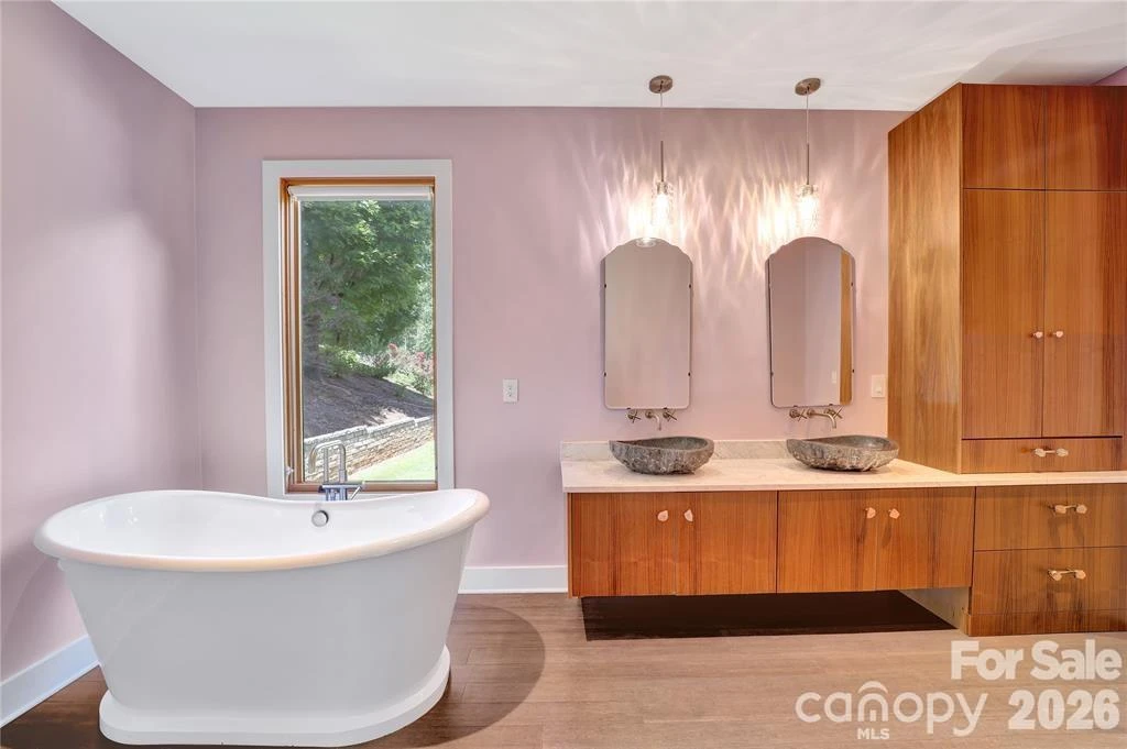 8 Nottingham Drive - Photo 13