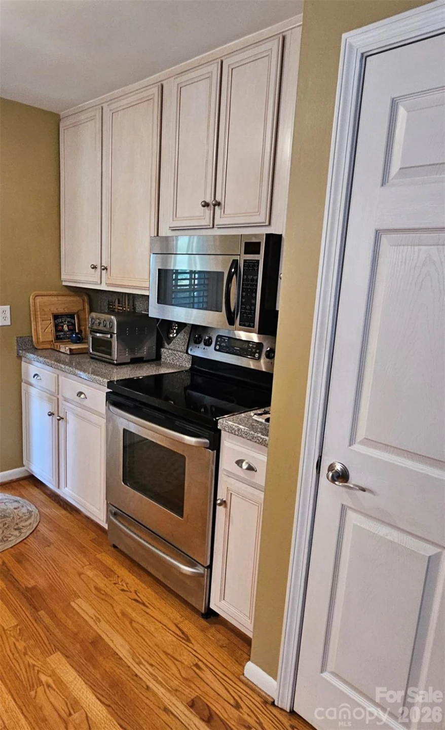 56 Candler Heights Road - Photo 8