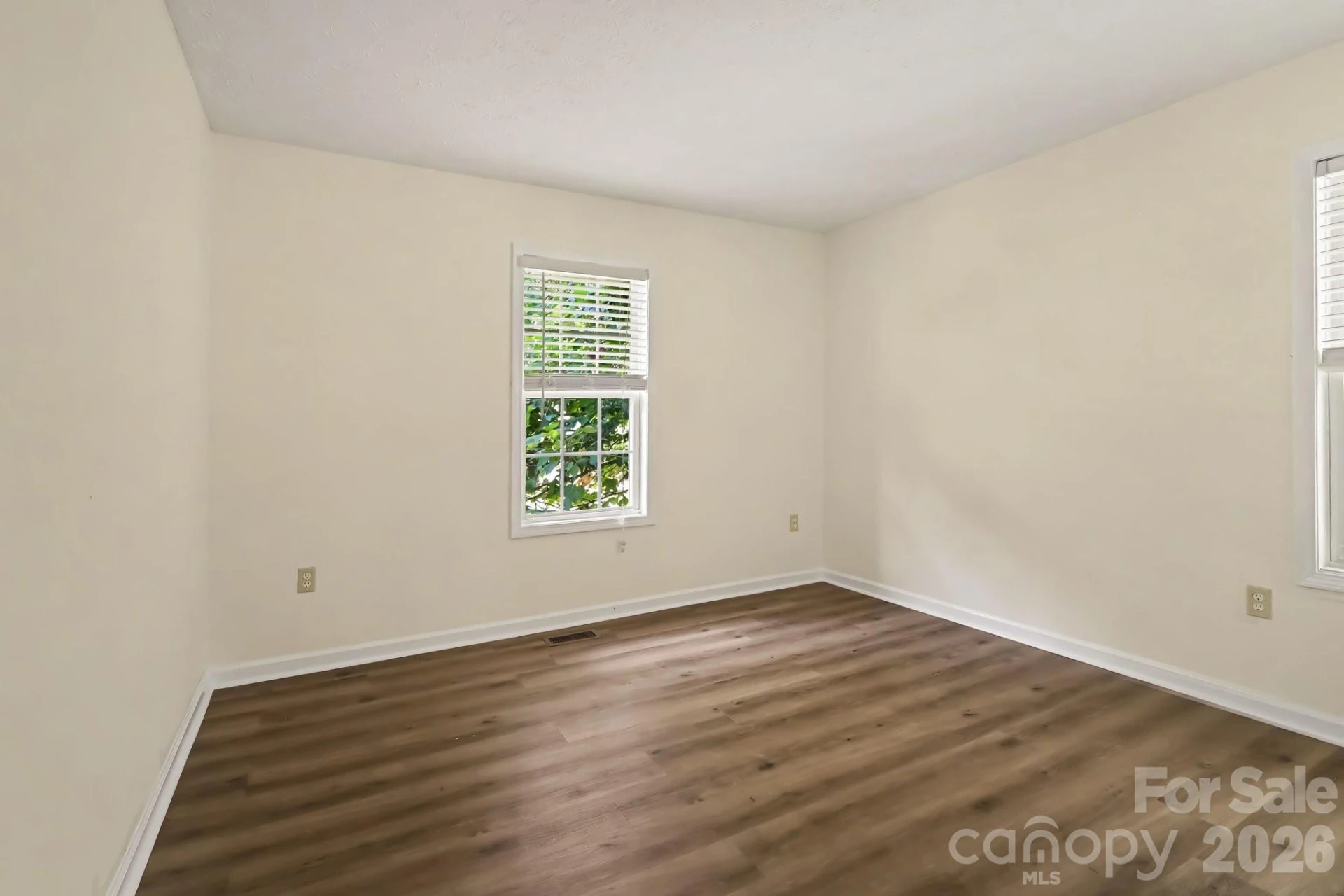 7 Firestone Court - Photo 4