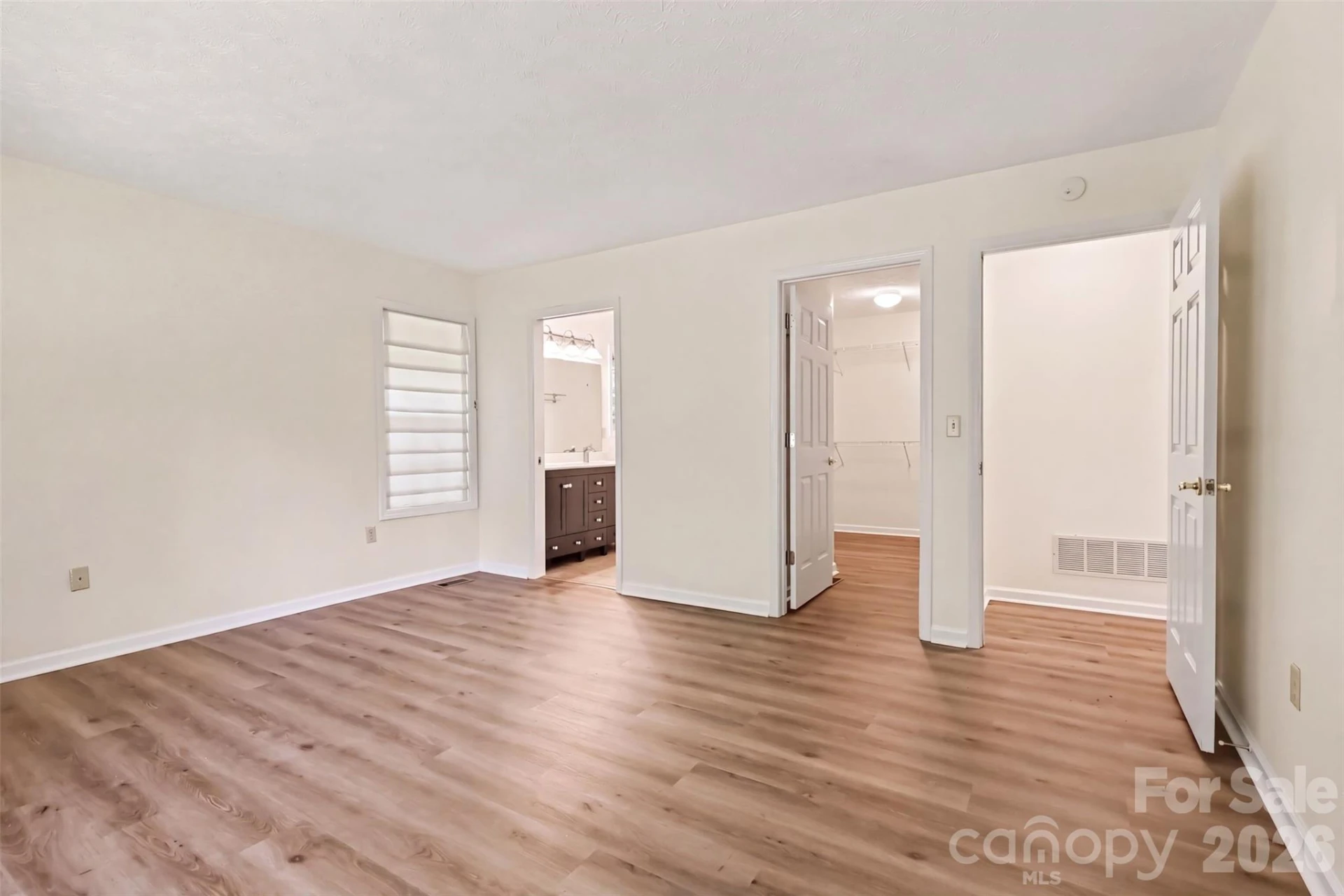 7 Firestone Court - Photo 5