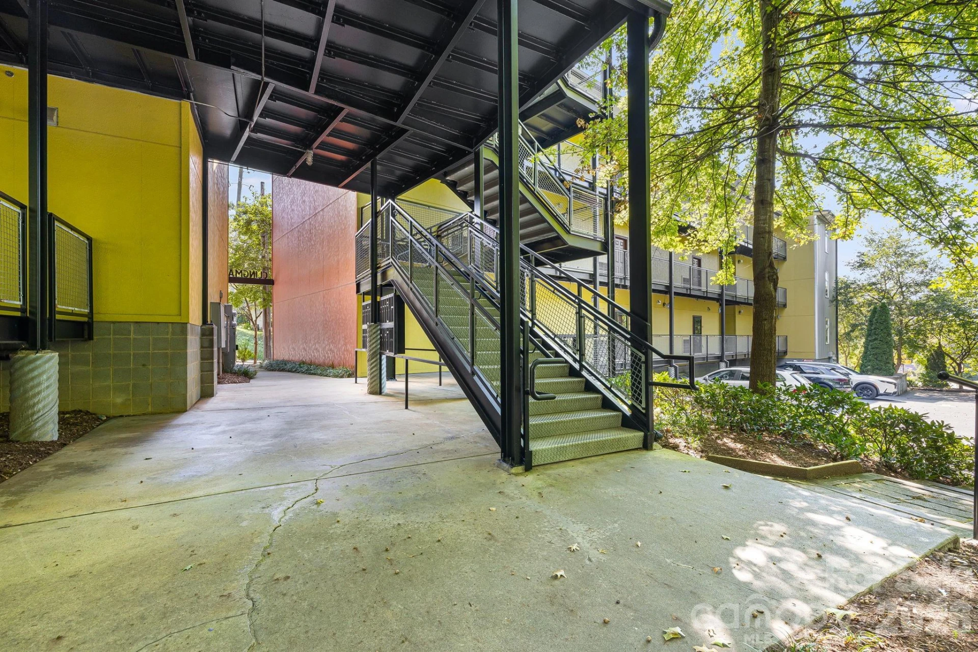 125 Clingman Avenue #203 - Photo 29