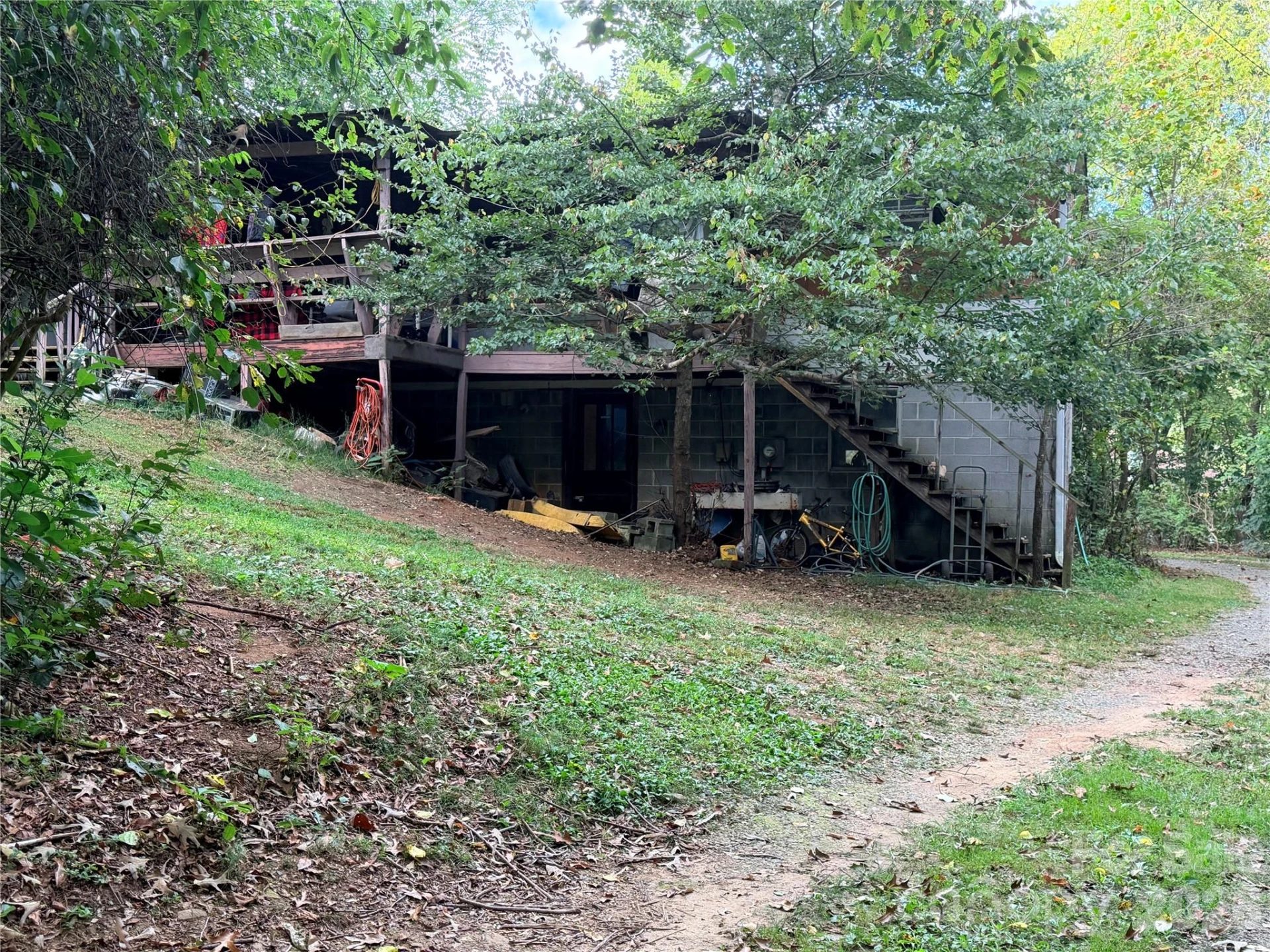 173 & 175 Dix Creek Chapel Road - Photo 4
