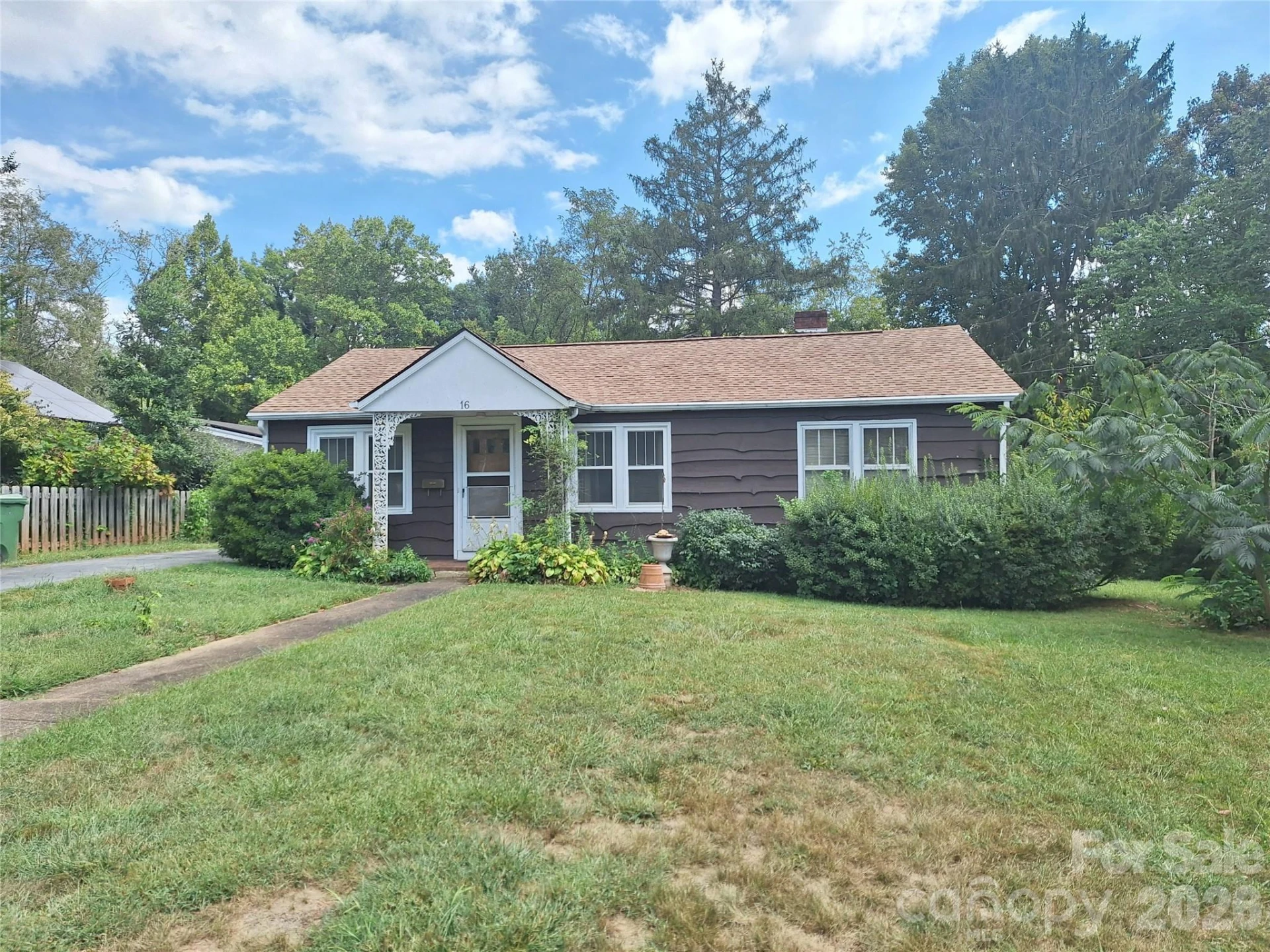 16 Shannon Drive - Photo 2