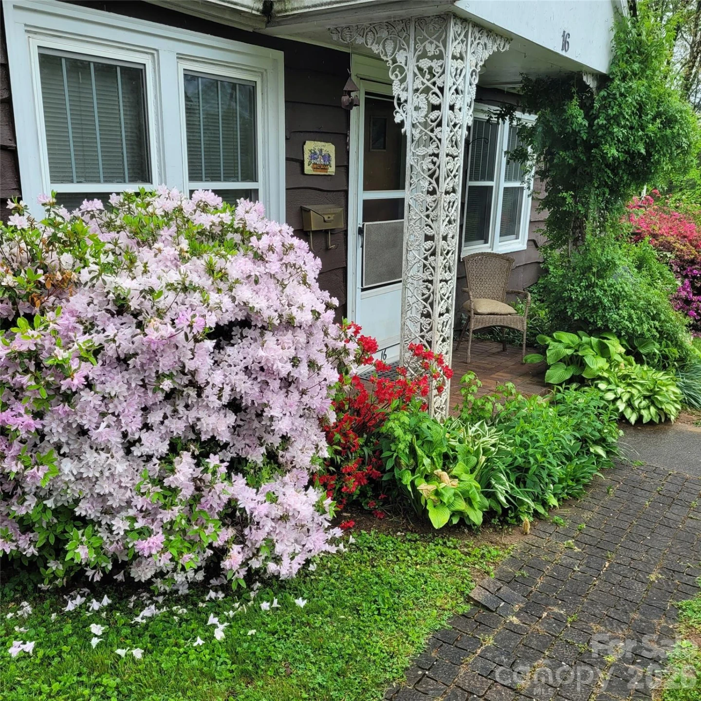 16 Shannon Drive - Photo 3