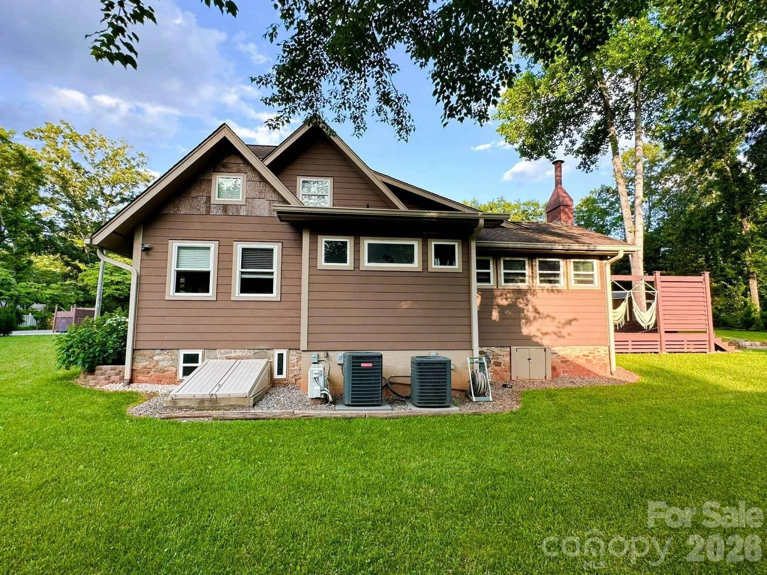 141 Carnegie Road - Photo 2