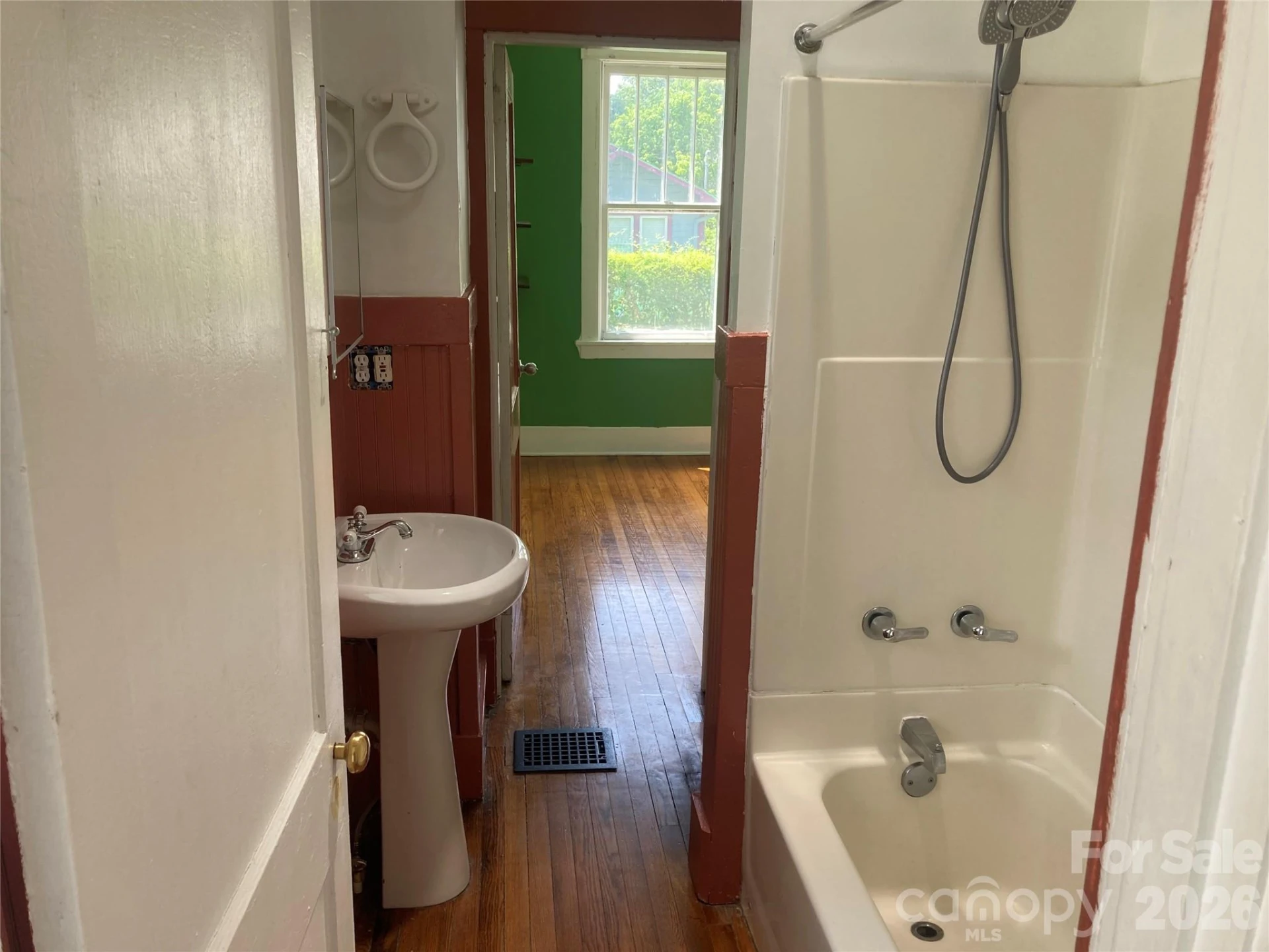 200 Courtland Place - Photo 15