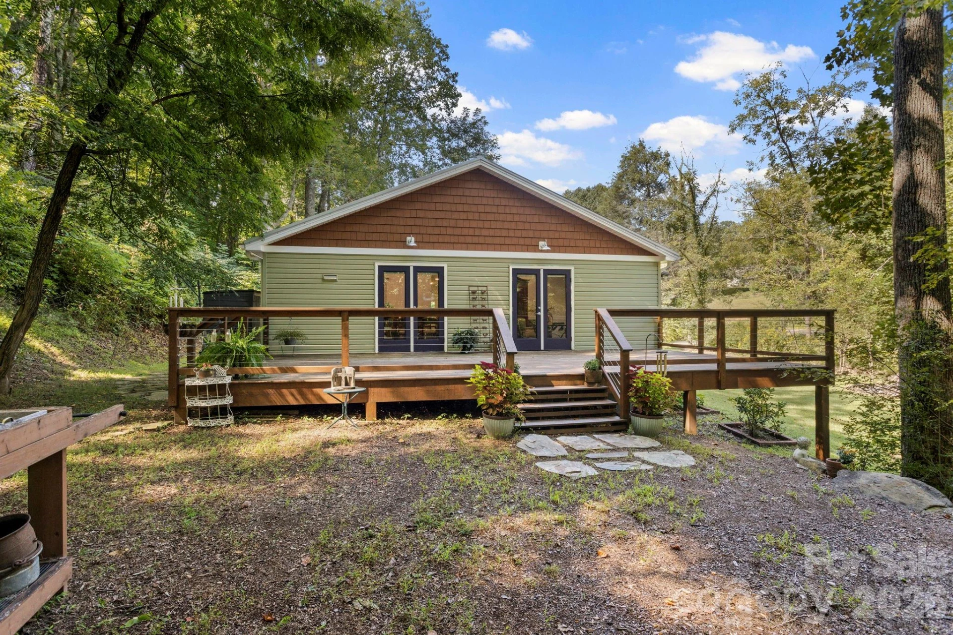 400 Laurel Drive