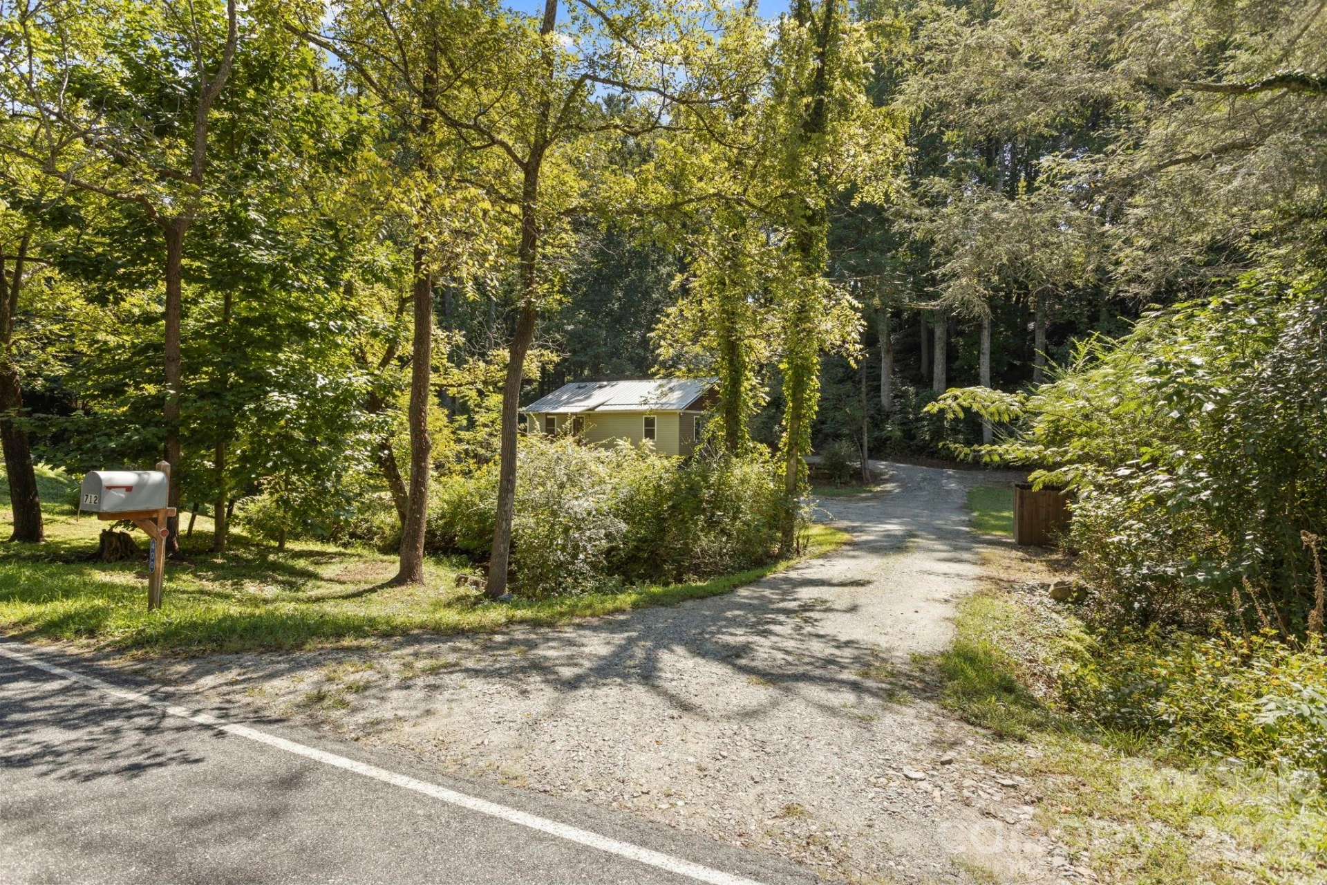 400 Laurel Drive - Photo 45