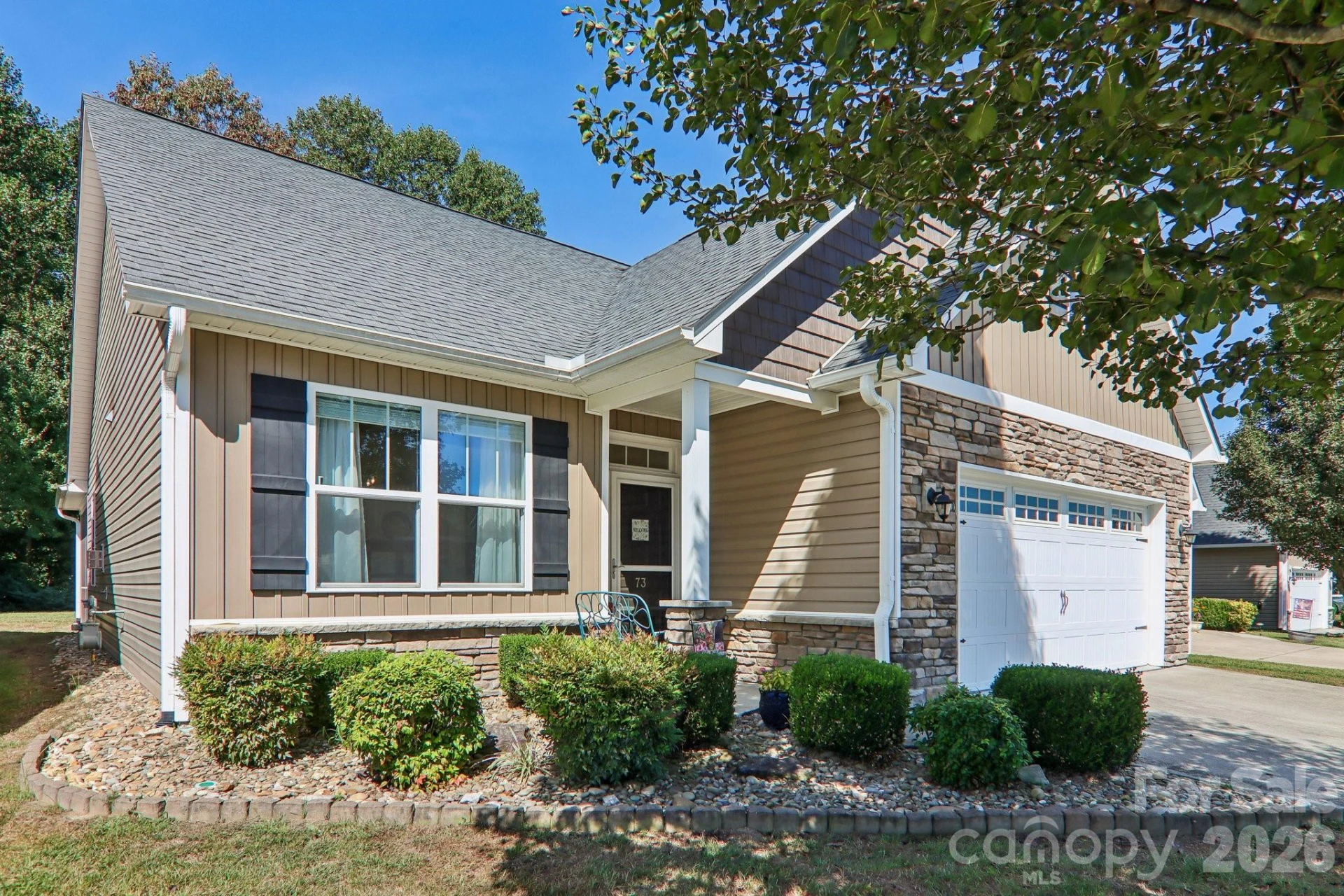 73 Foxtail Court - Photo 2