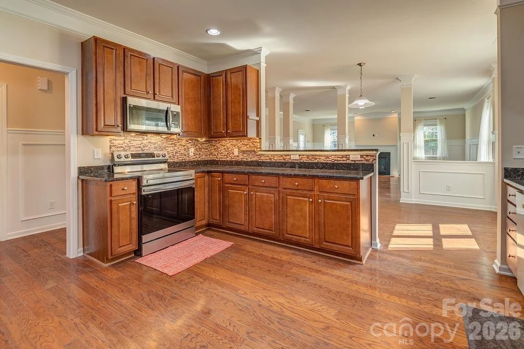 5 Breyerton Court - Photo 8