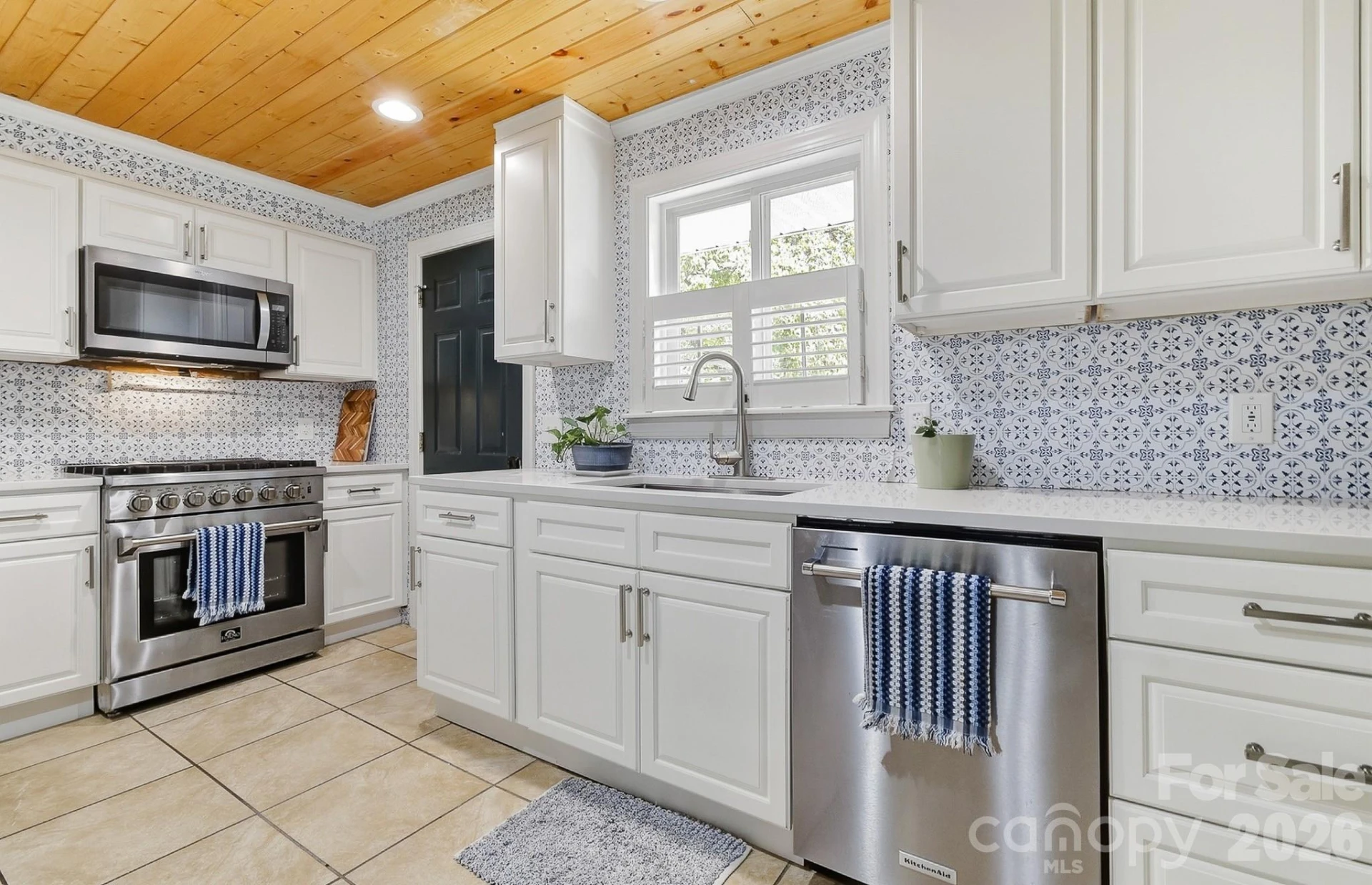 312 Jack Street - Photo 2