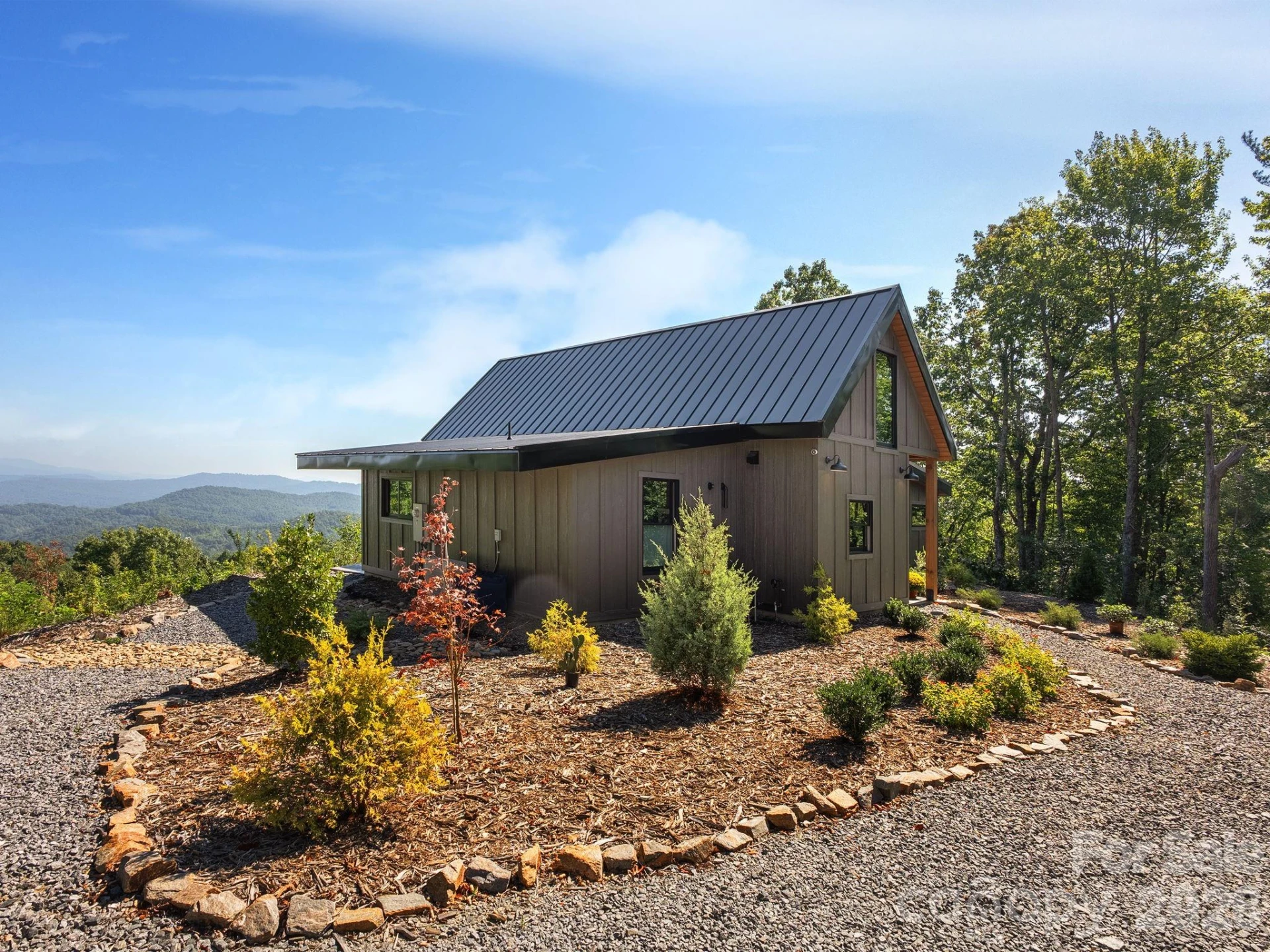 536 Faircrest Lane - Photo 4