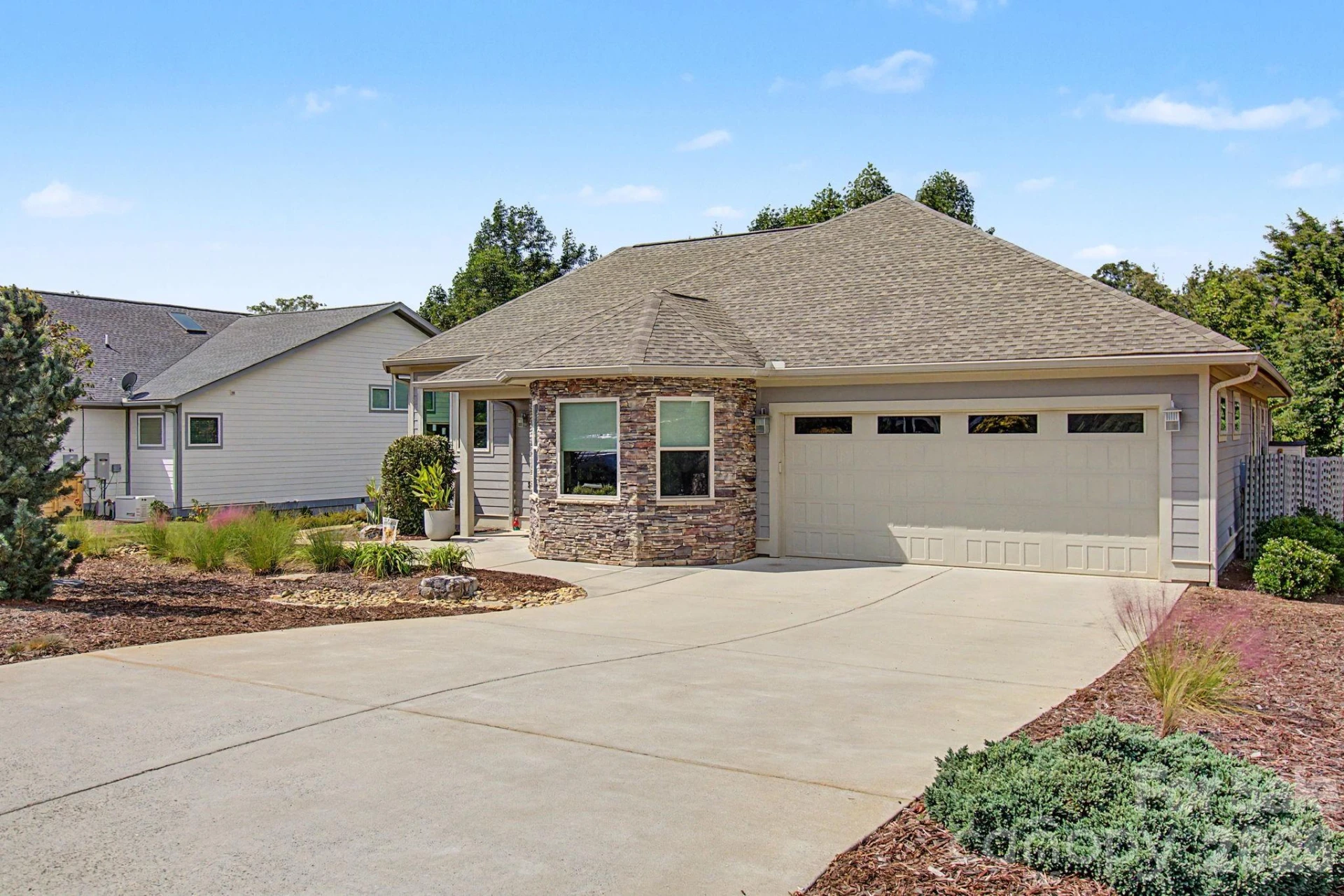 35 Penley Park Drive - Photo 2