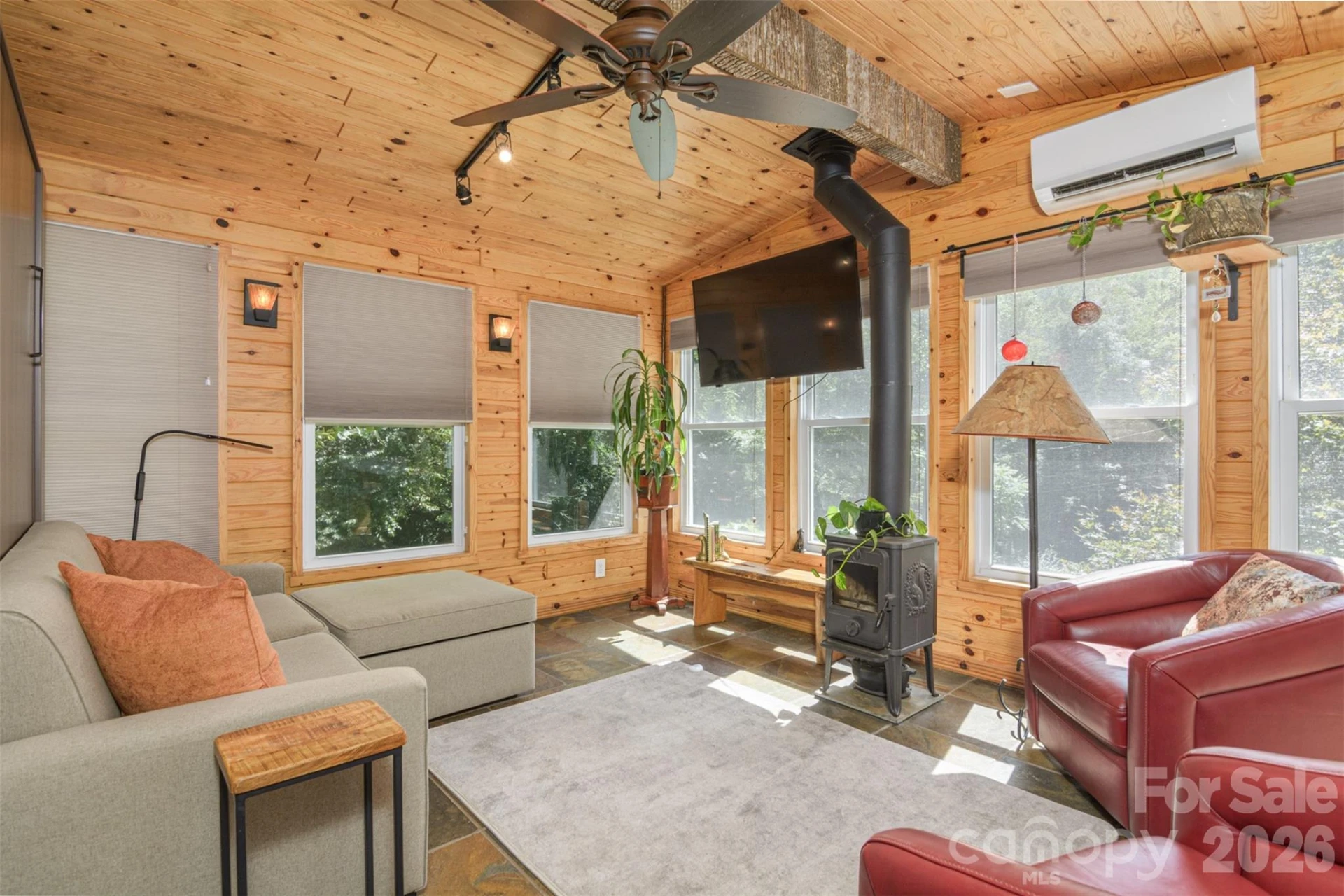 2537 Gerton Highway - Photo 19