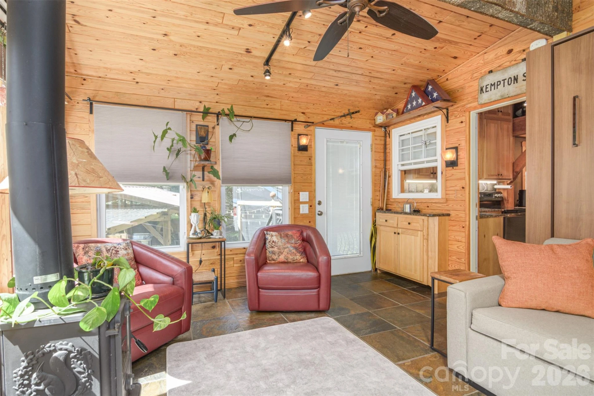2537 Gerton Highway - Photo 20