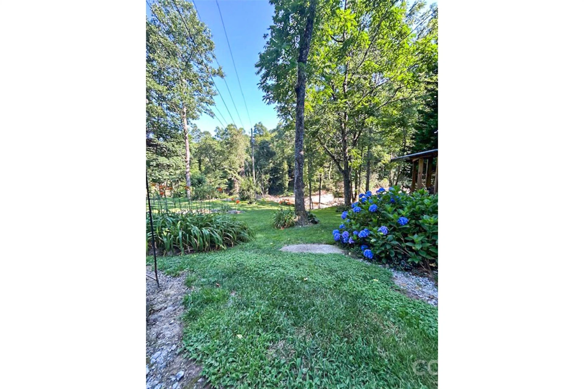 2537 Gerton Highway - Photo 38