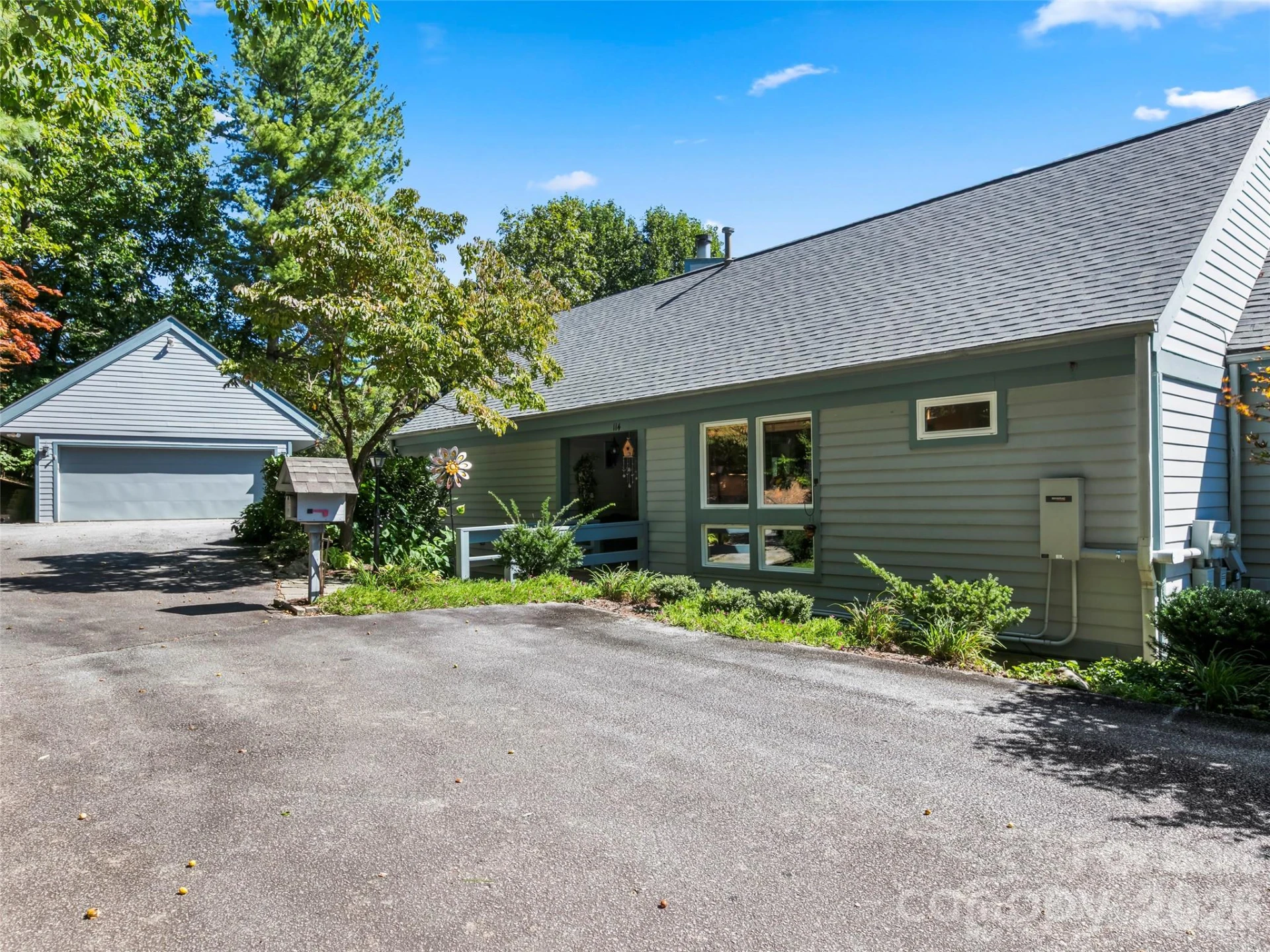 114 Sunny View Lane - Photo 2