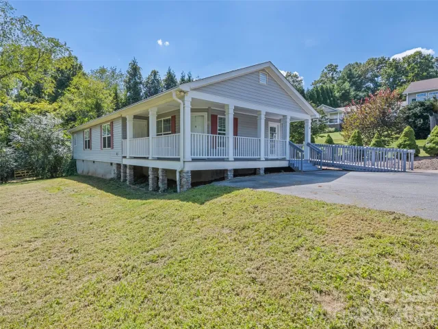 10 Enochs Way, Fletcher, NC, 28732