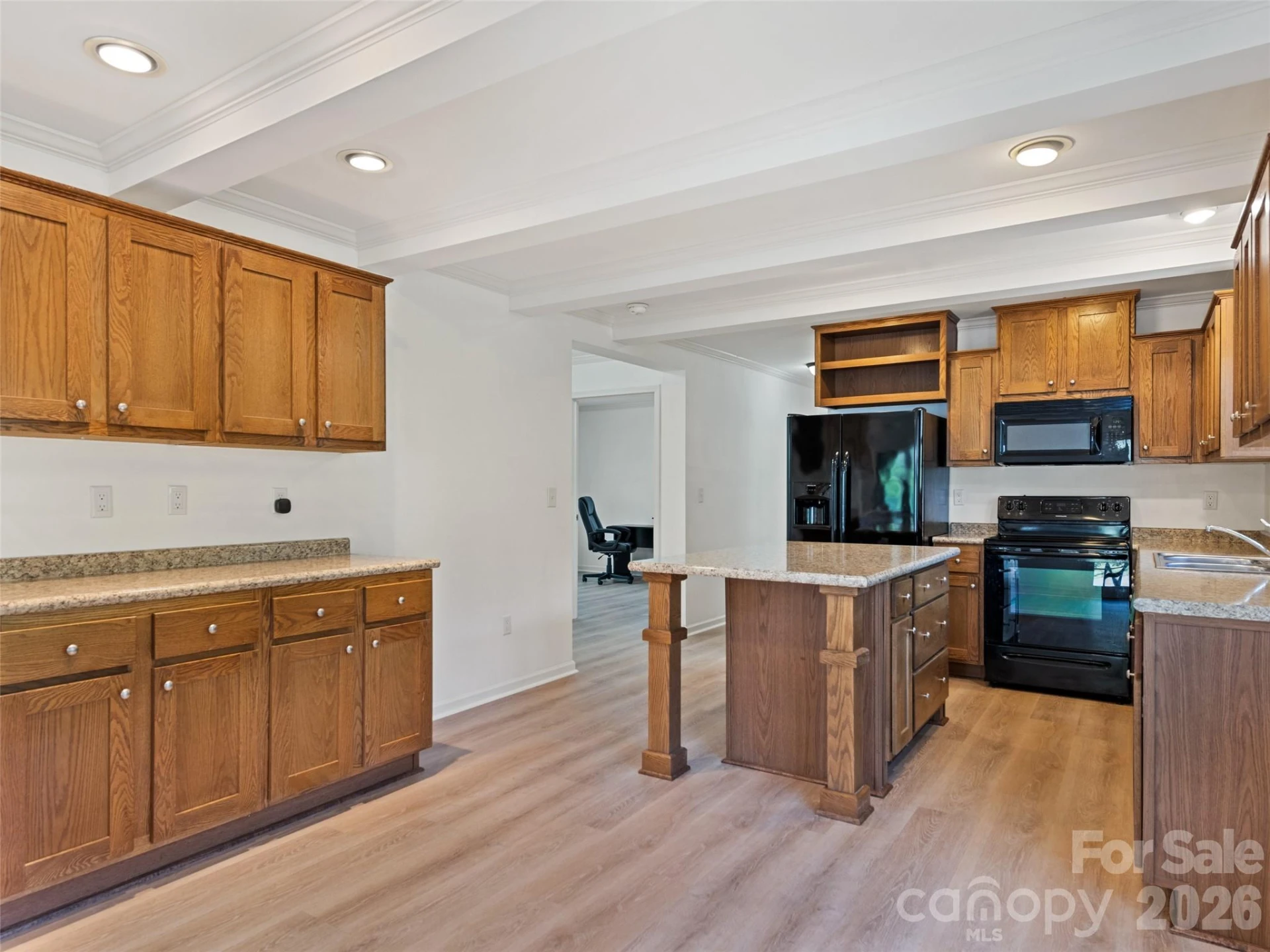 10 Enochs Way - Photo 6