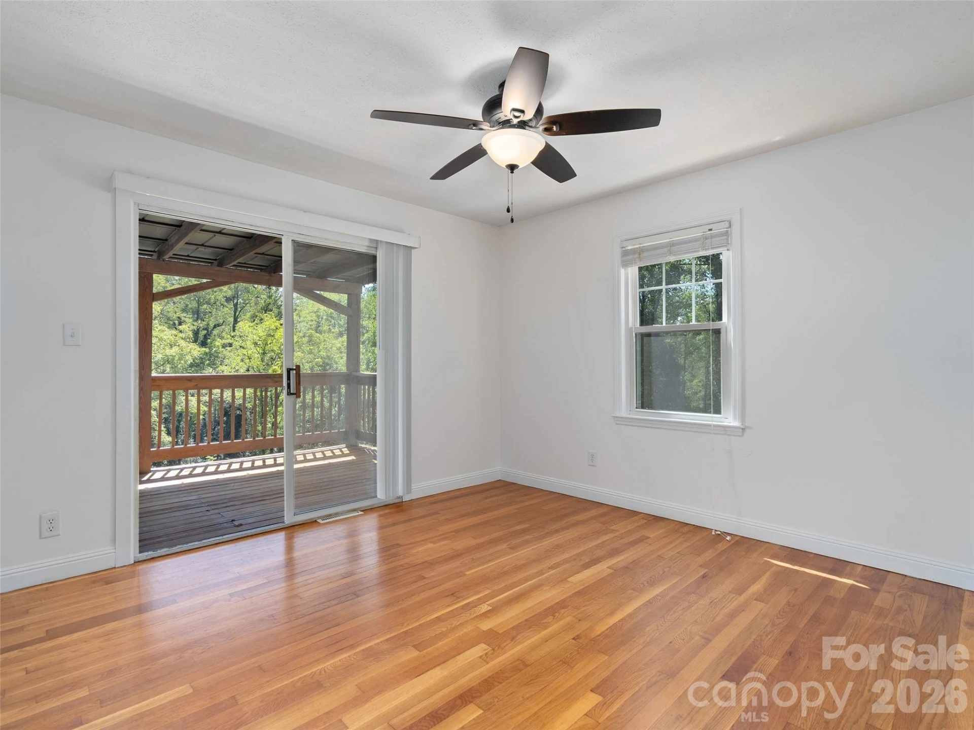 483 Thompson Street - Photo 13