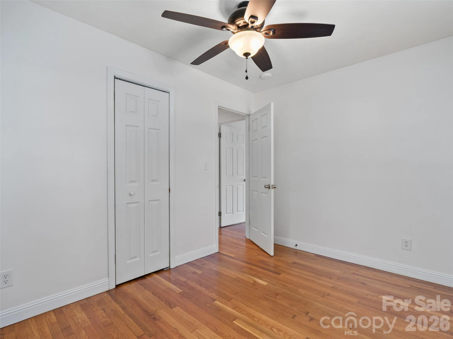 483 Thompson Street - Photo 15