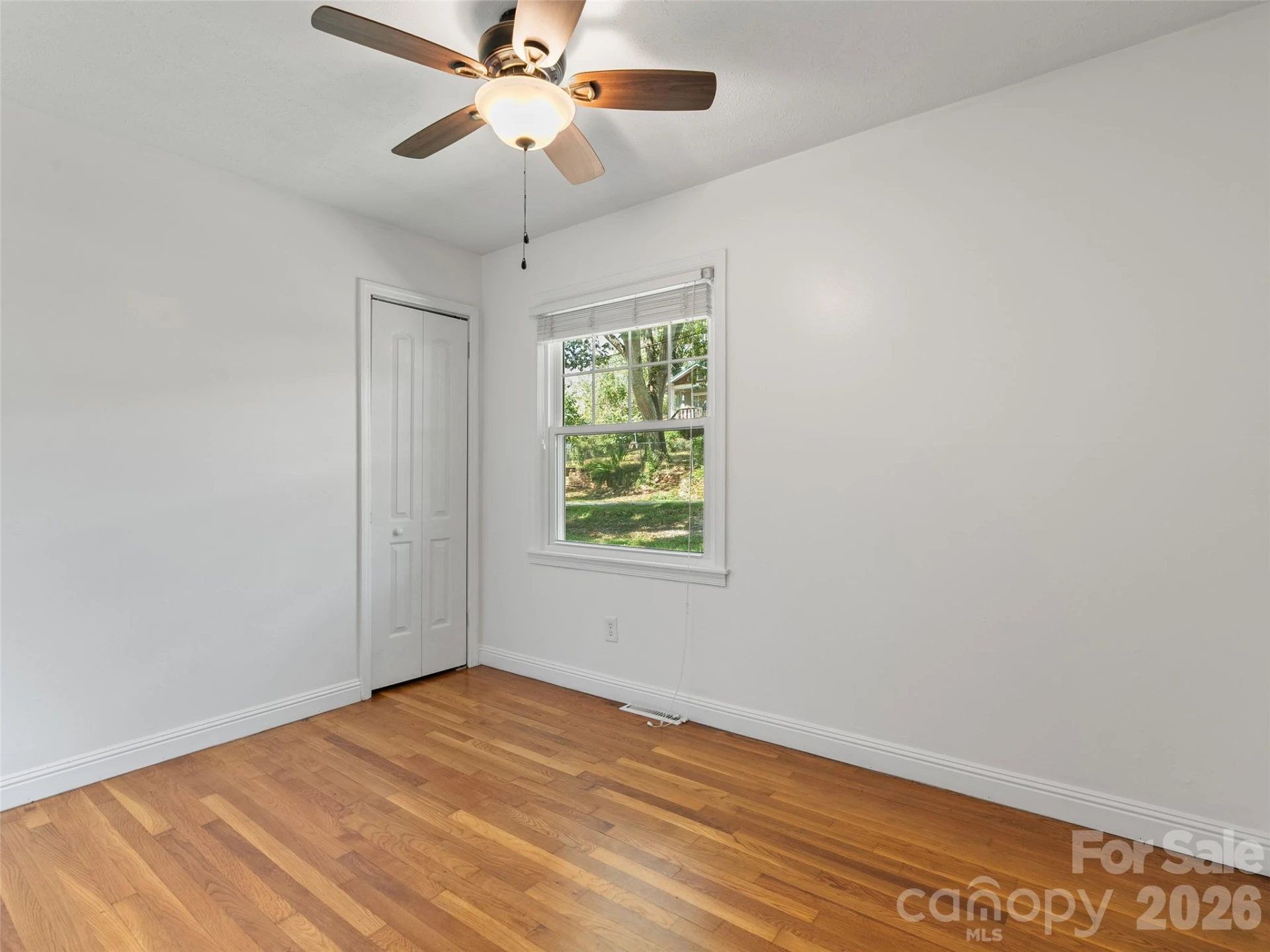 483 Thompson Street - Photo 18