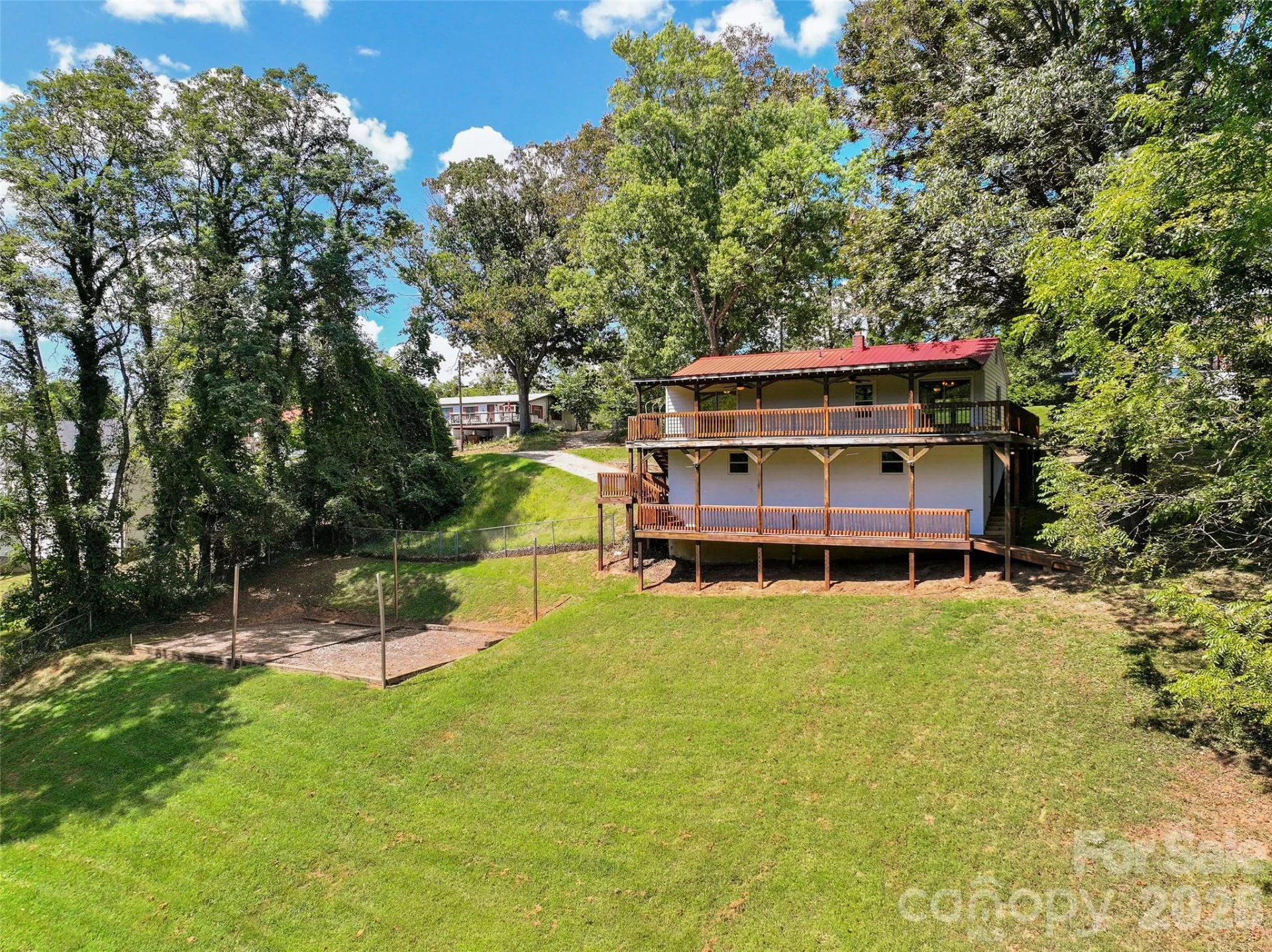 483 Thompson Street - Photo 24
