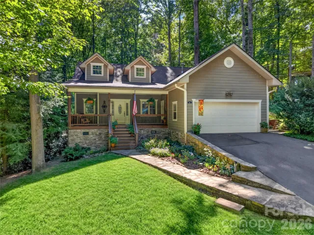 427 Locust Drive, Maggie Valley, NC, 28751