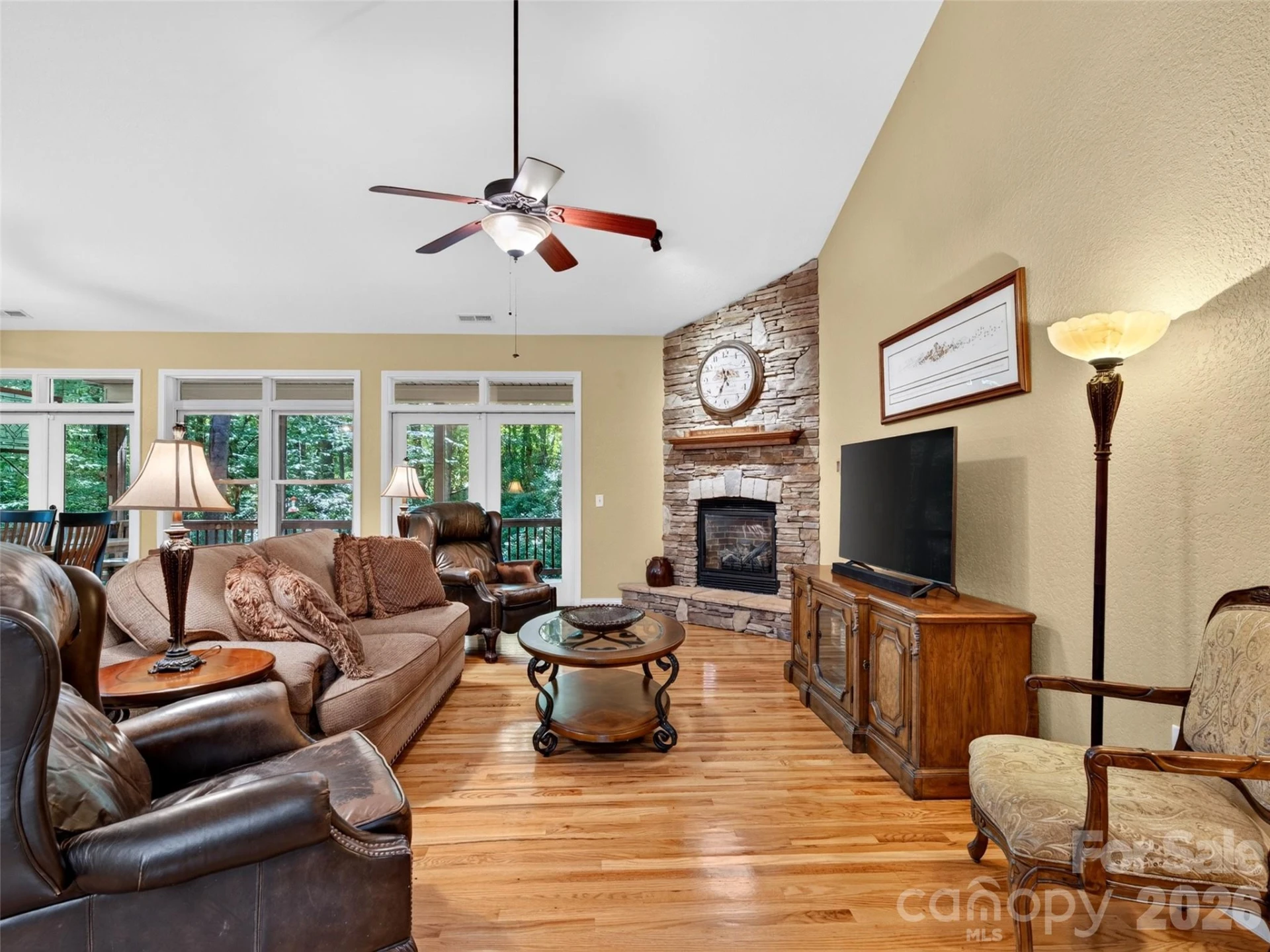 427 Locust Drive - Photo 8