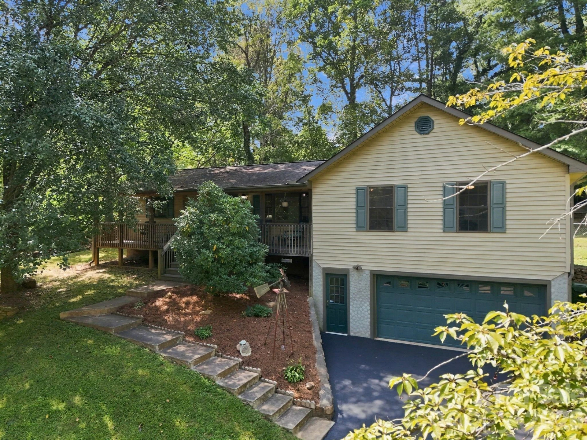 6 Cisco Road - Photo 2