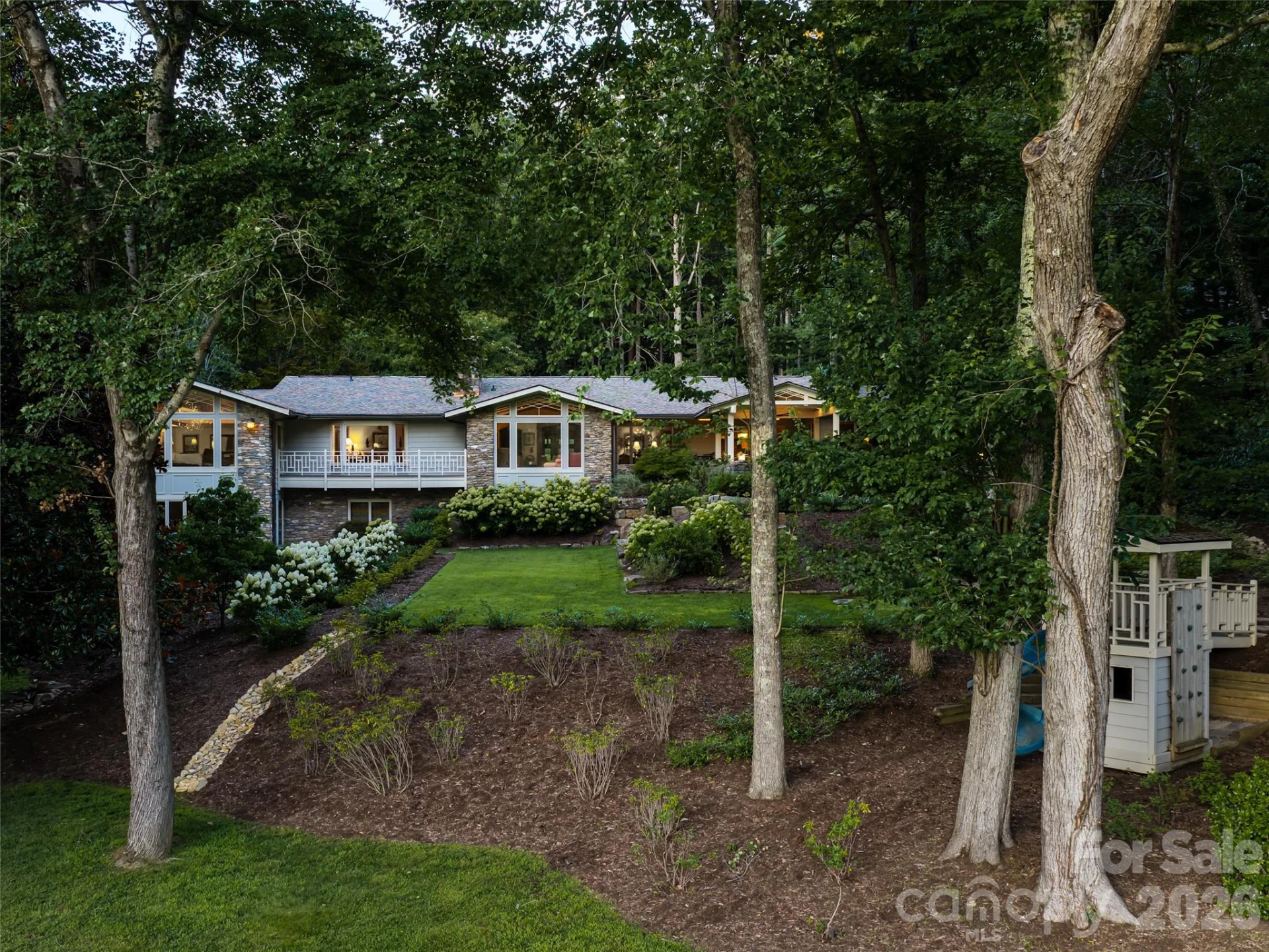 17 Amherst Road - Photo 44