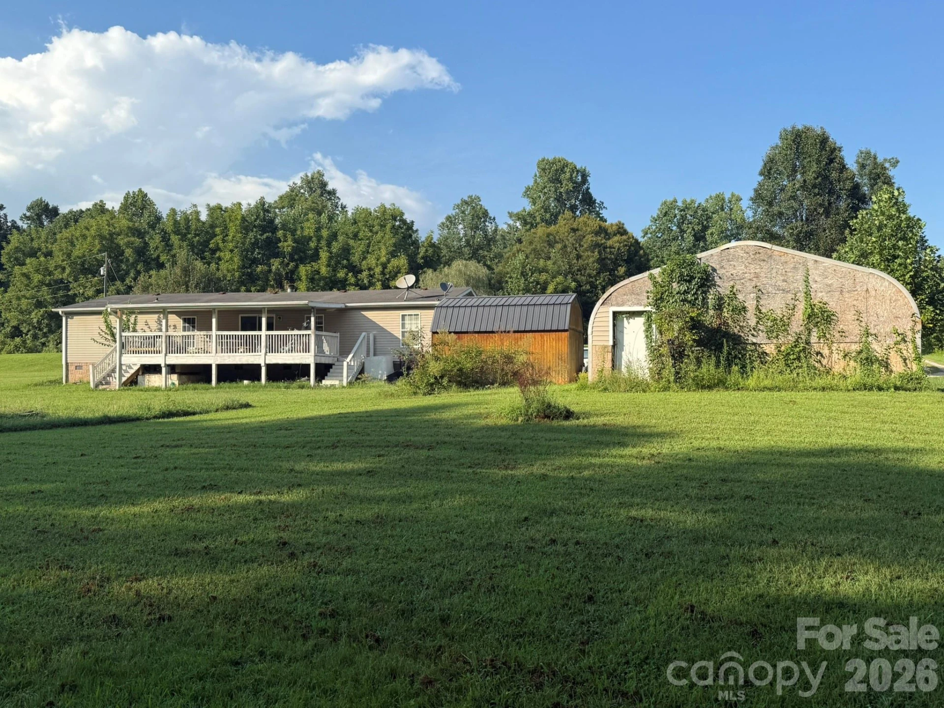 907 Epley Drive - Photo 2