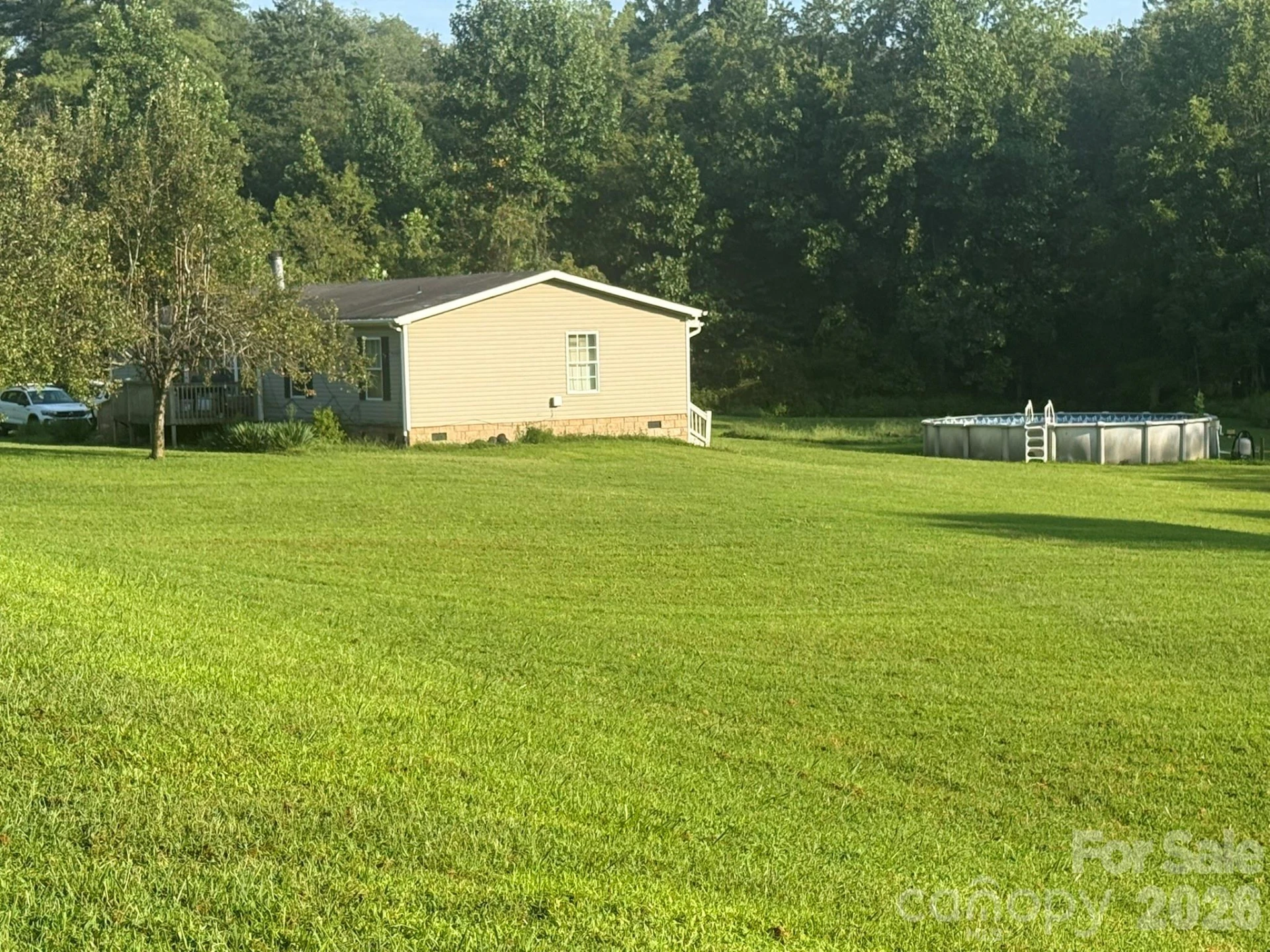 907 Epley Drive - Photo 3