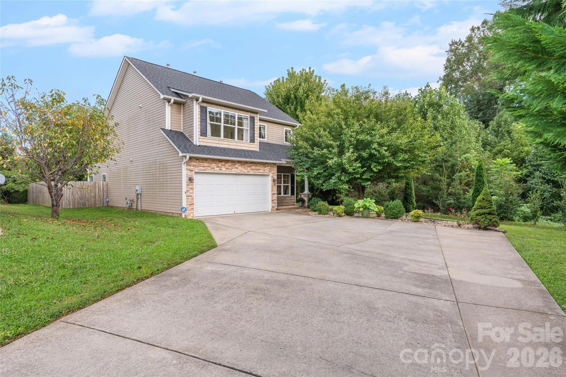 16 Holmes Lane - Photo 2