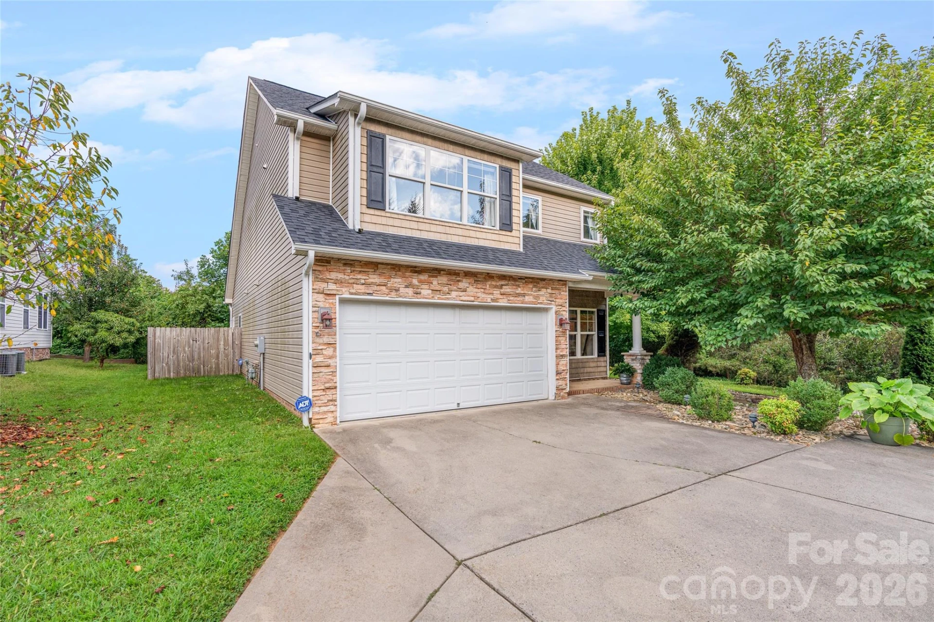 16 Holmes Lane - Photo 3