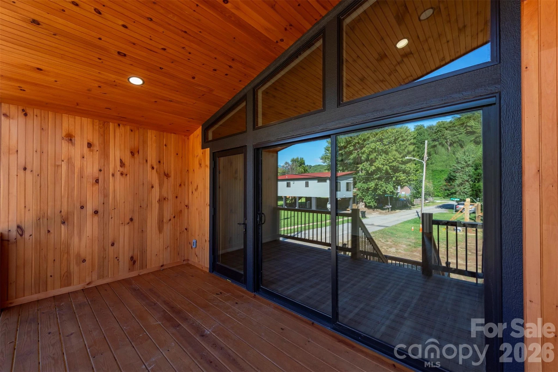 73 W Mitchell Street - Photo 4