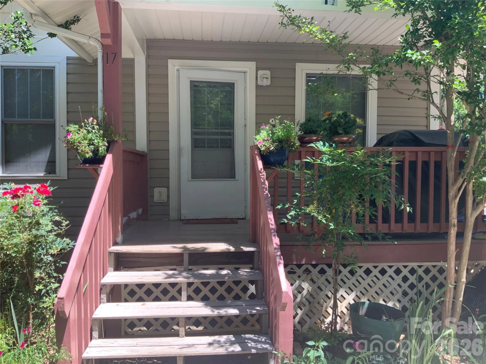 17 Buttonwood Court - Photo 13