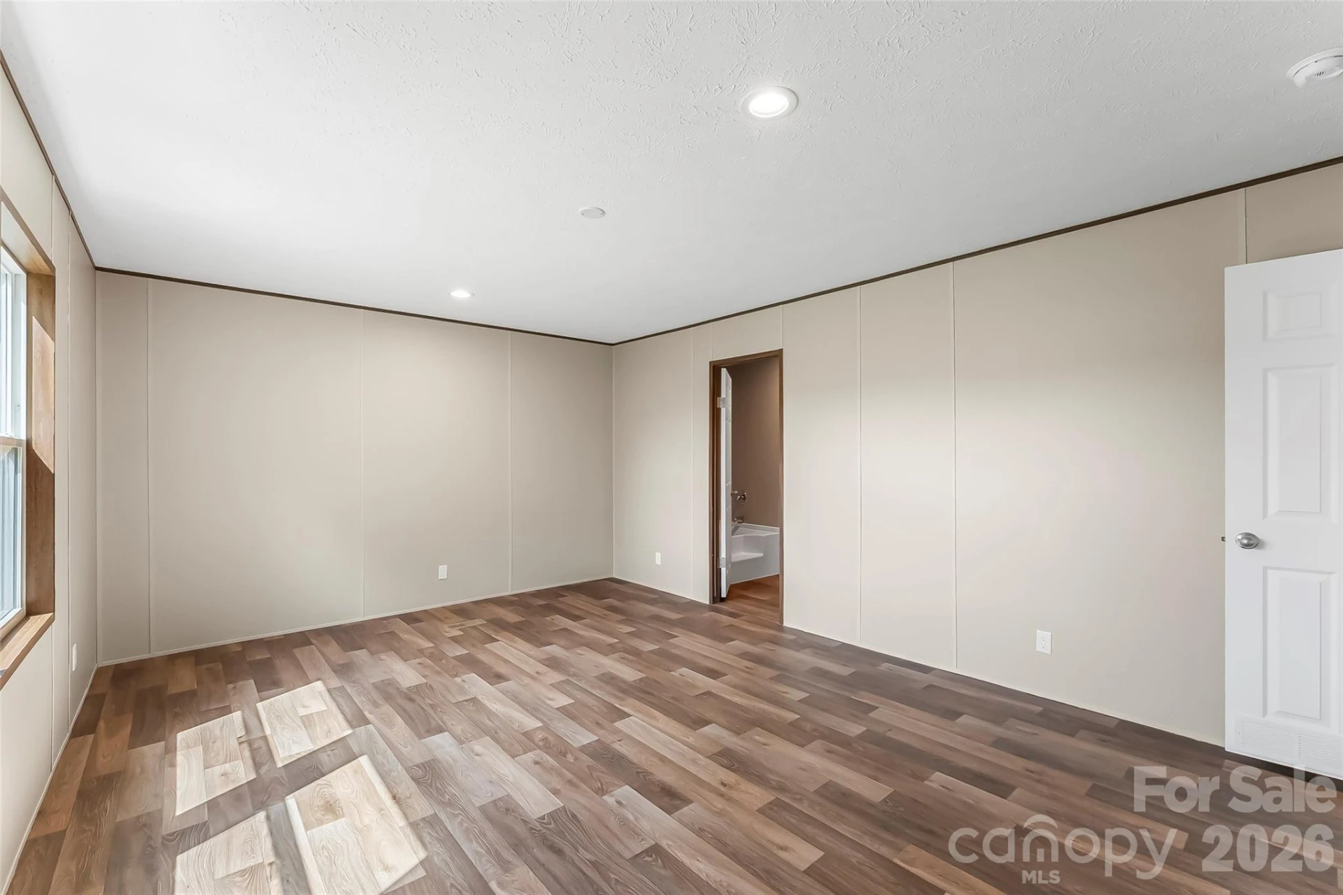162 Ada Way - Photo 18