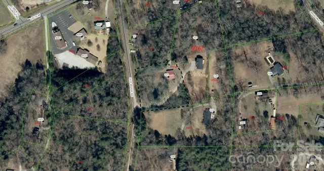 121 Old River Road, Marion, NC, 28752