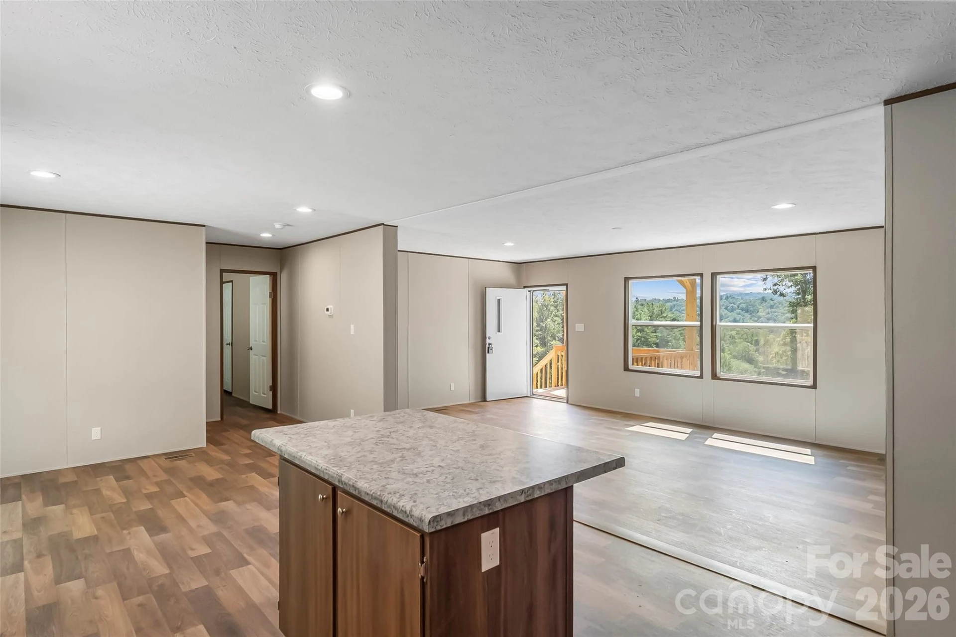179 Ada Way - Photo 4
