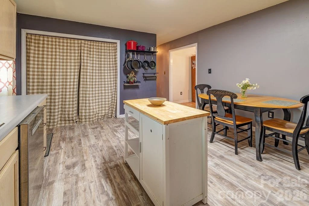120 Eastwood Avenue - Photo 8