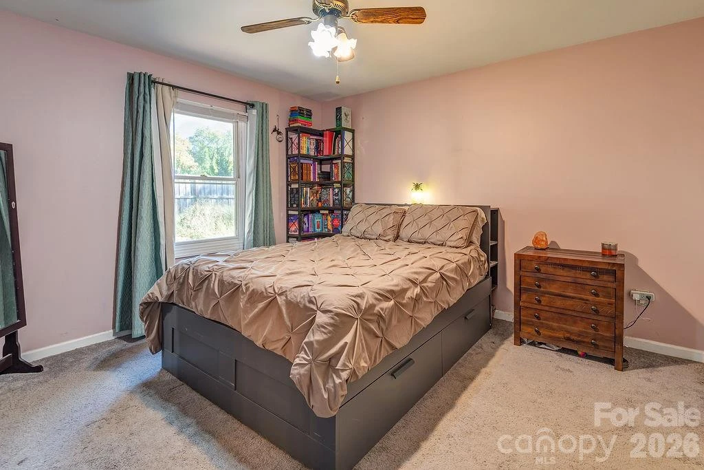 120 Eastwood Avenue - Photo 12