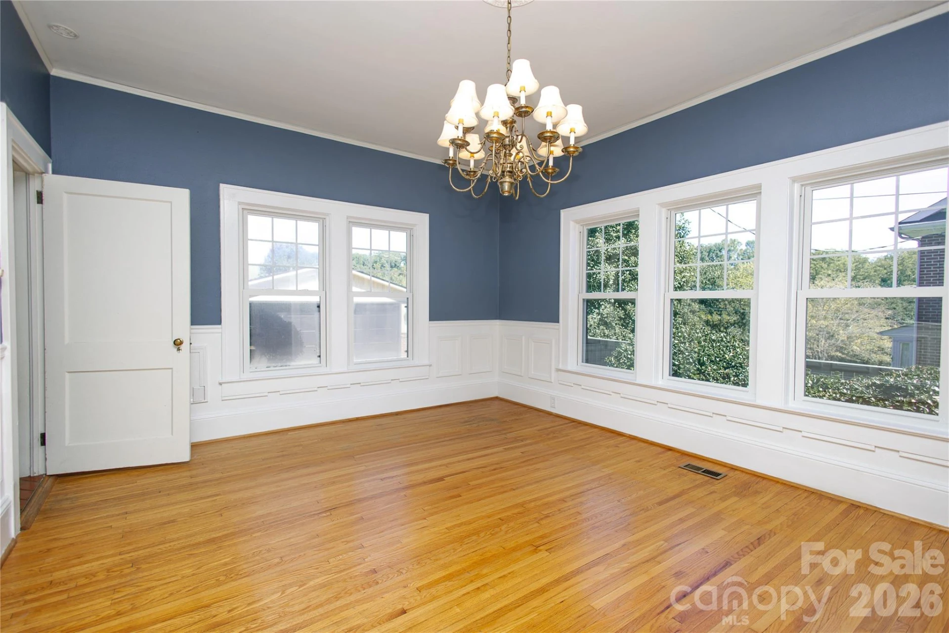 569 Rutherford Road - Photo 9