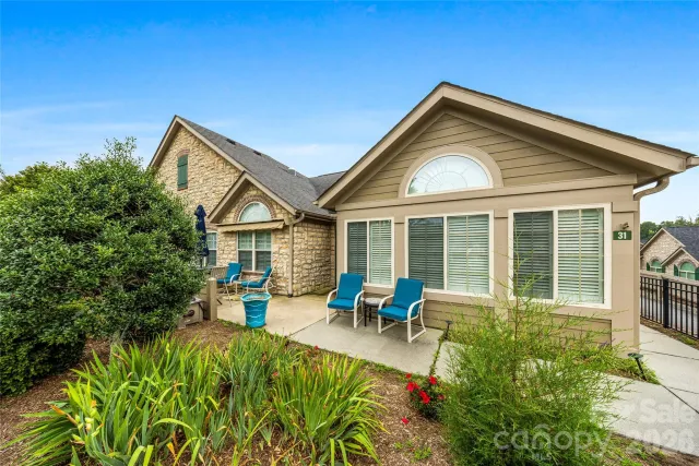 31 Braeburn Way, Flat Rock, NC, 28731