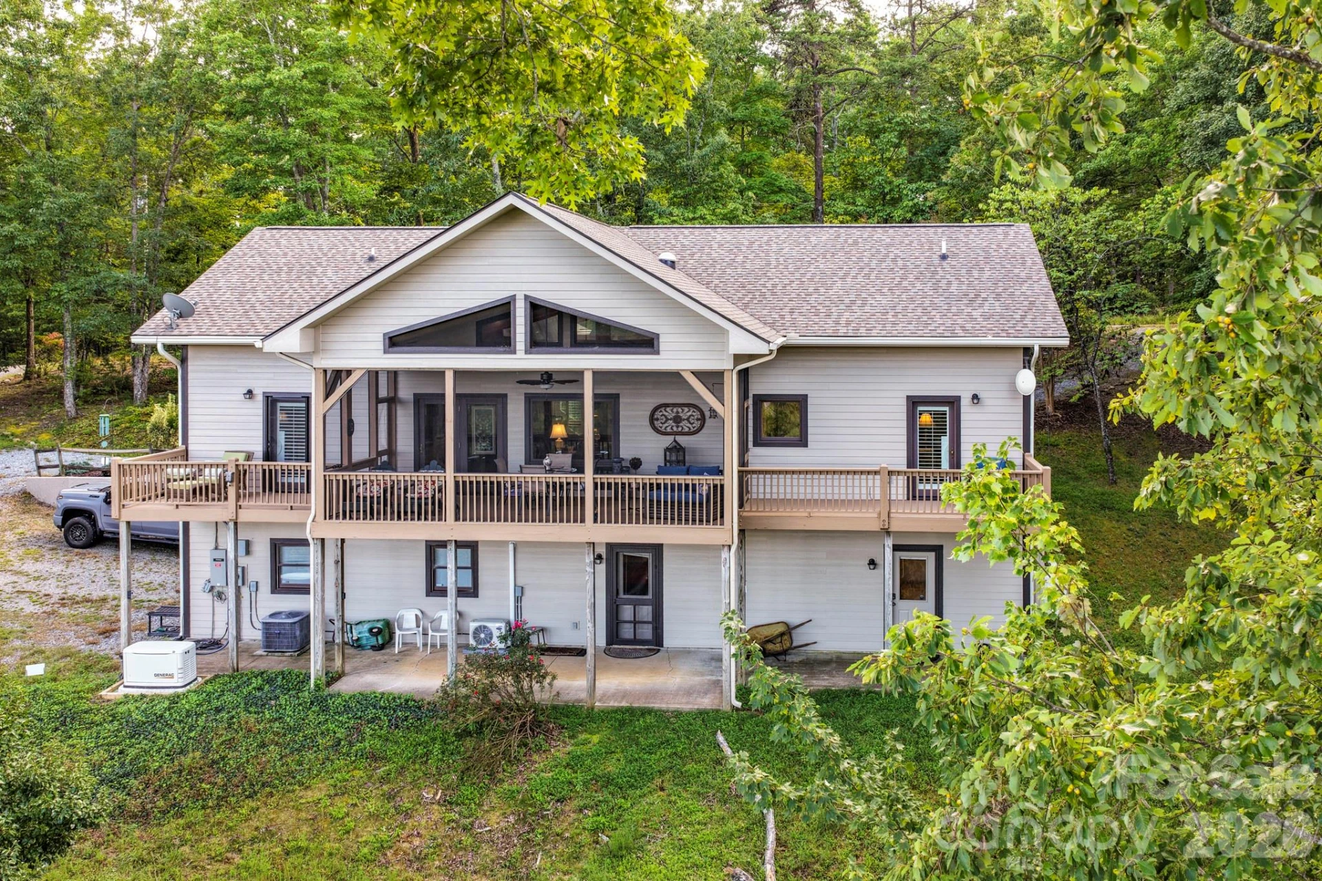 190 Tanglewood Trail - Photo 2