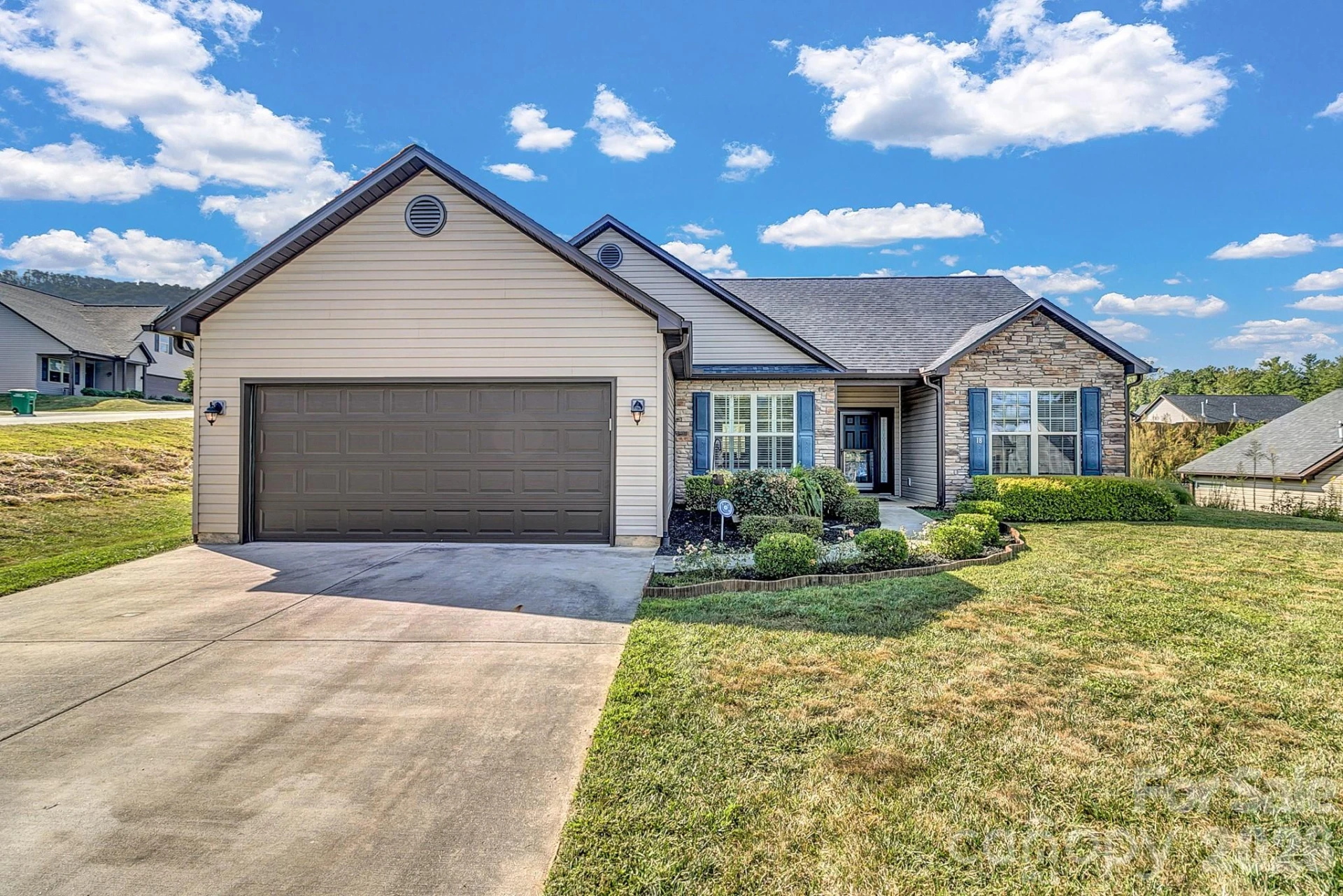 18 Checkerberry Court - Photo 2