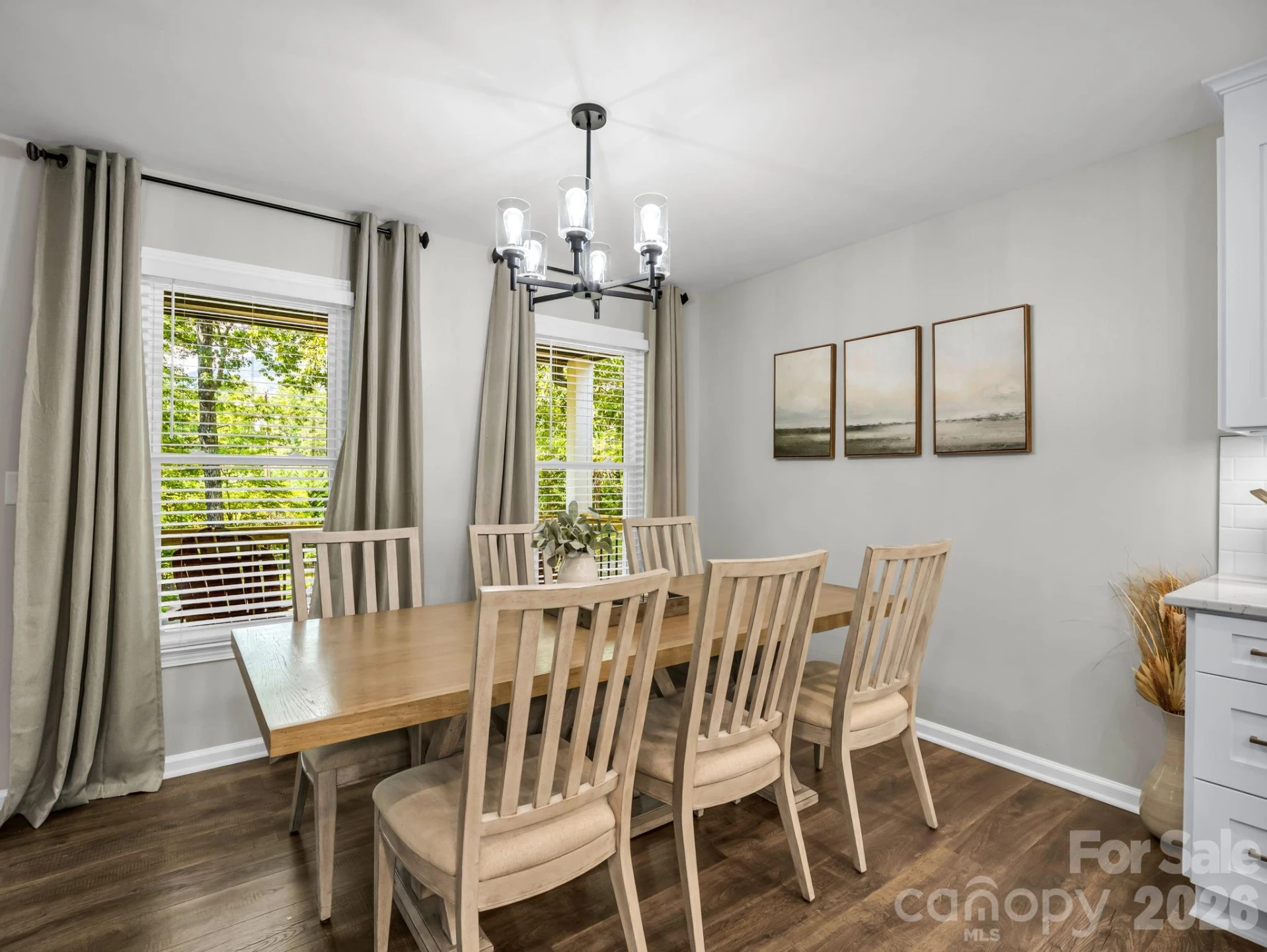 215 Hillcrest Drive - Photo 8