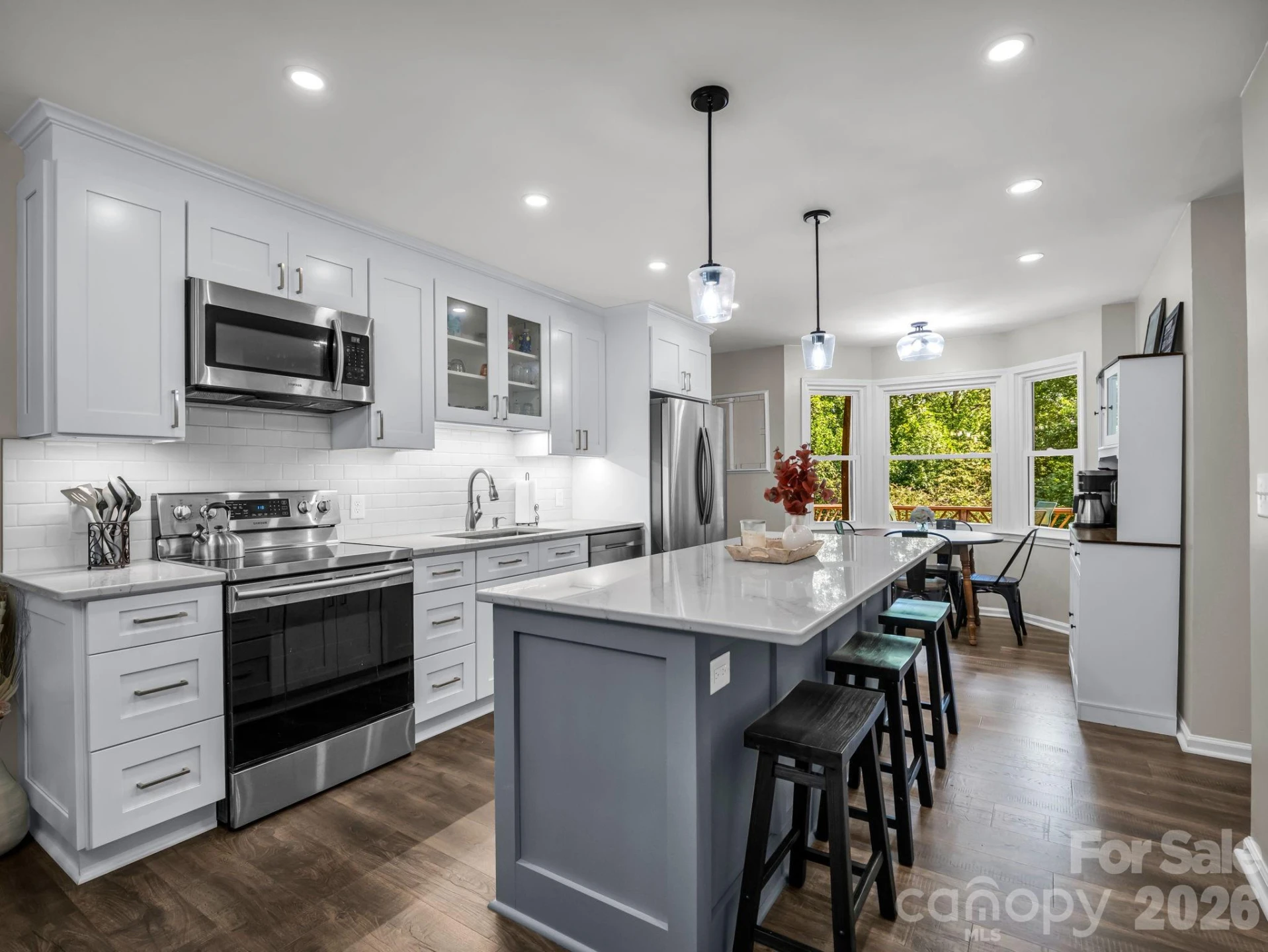 215 Hillcrest Drive - Photo 9